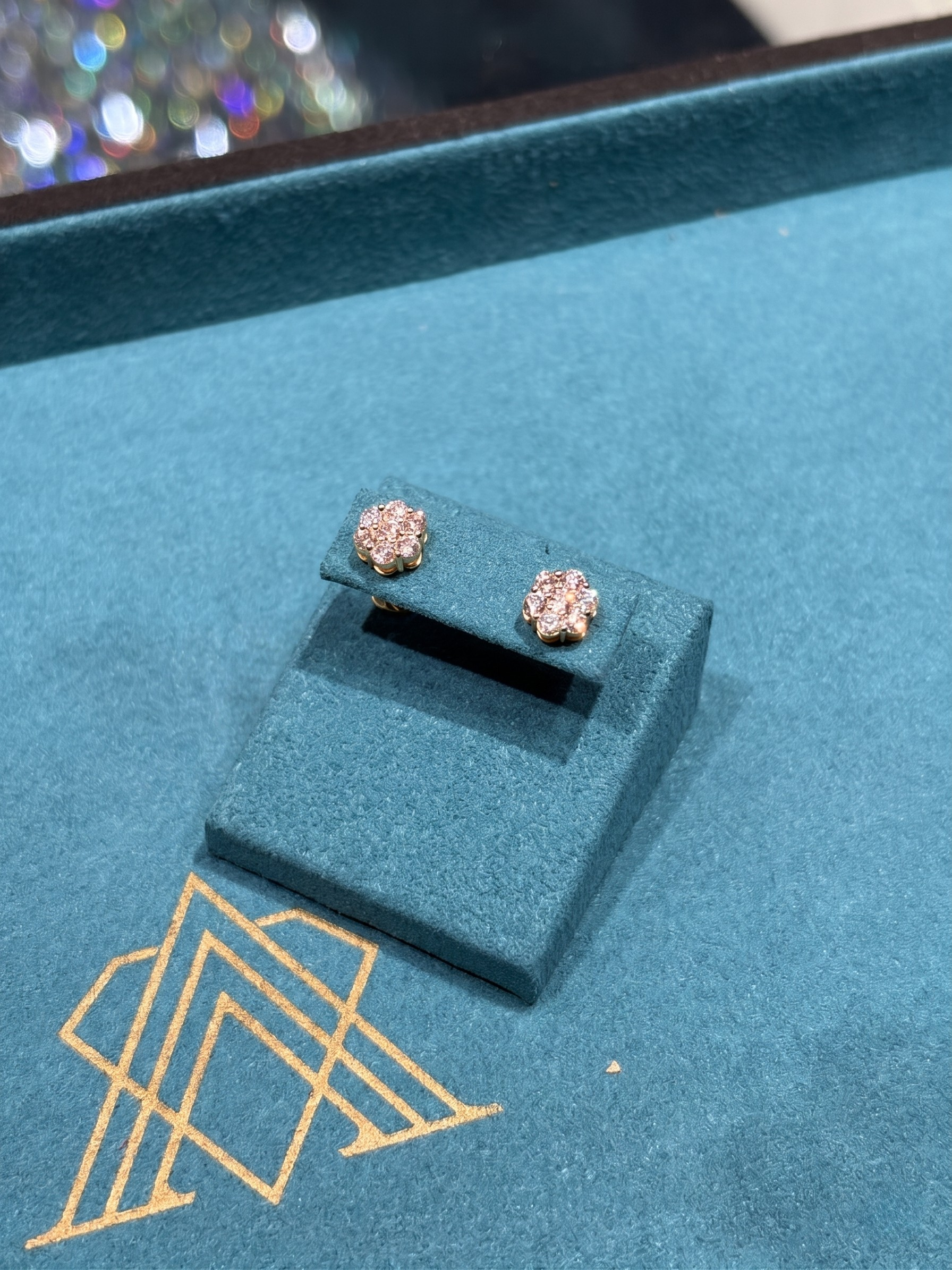 10K Yellow Gold Round Diamond Flower Cluster Stud Earrings