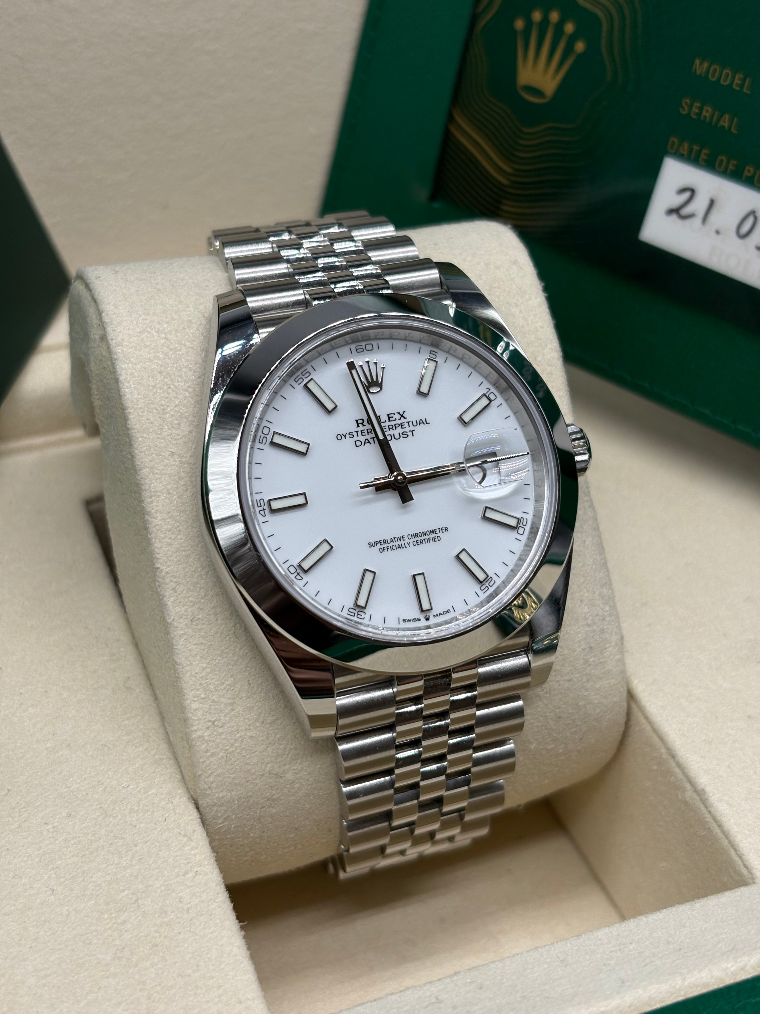 Rolex Datejust 41mm White Dial Jubilee Bracelet 2026 Full Set