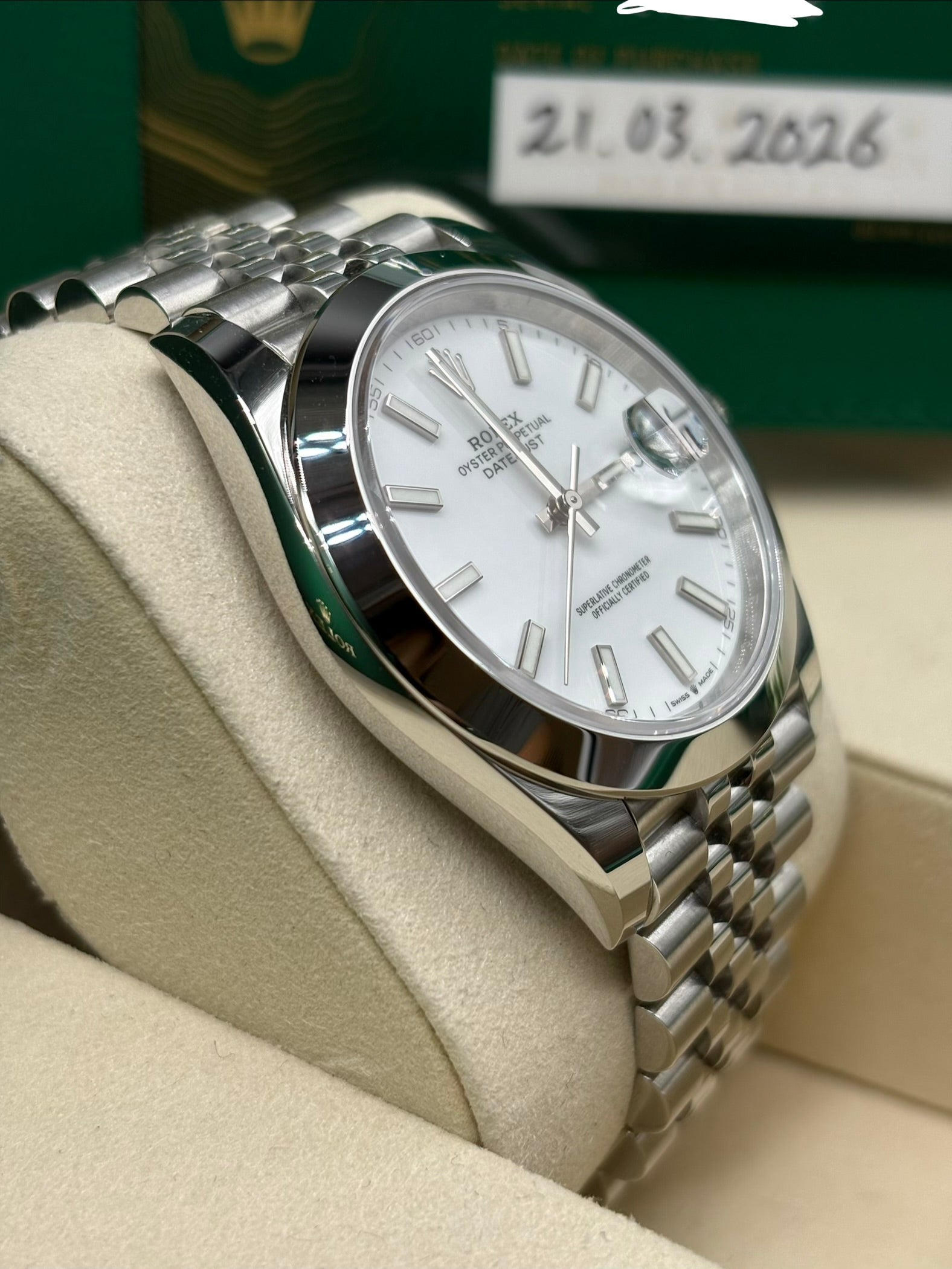 Rolex Datejust 41mm White Dial Jubilee Bracelet 2026 Full Set
