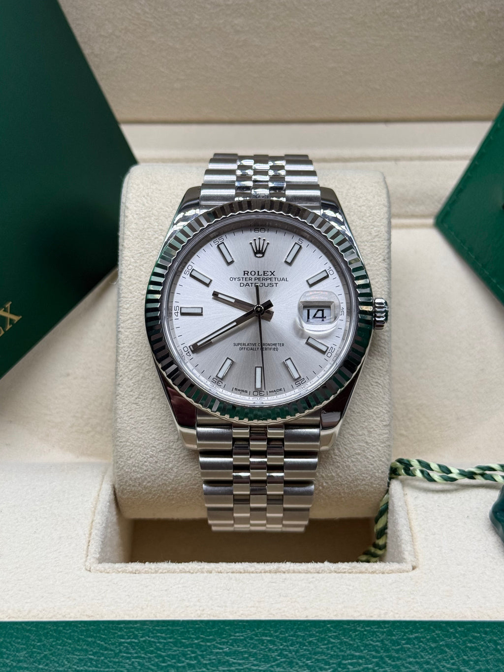 Rolex Datejust 41mm Stainless Steel Silver Dial
