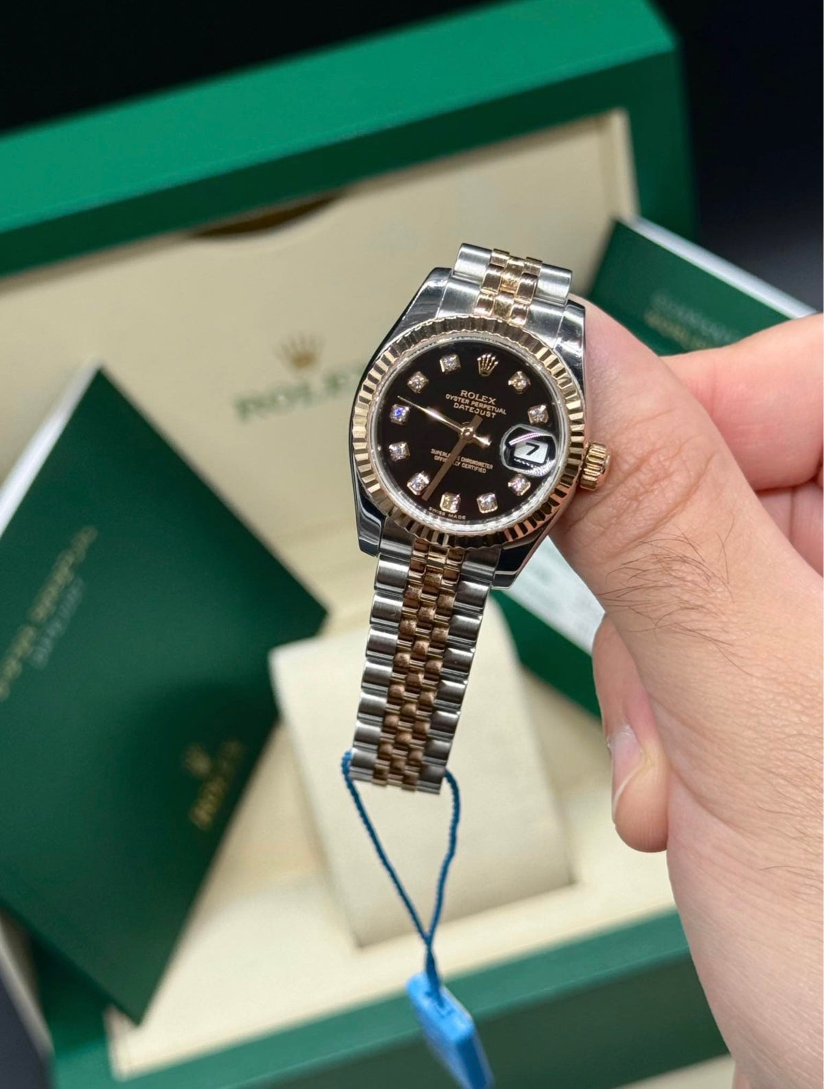 Rolex Lady-Datejust 26mm Black Diamond Dial Hidden Clasp Full Set