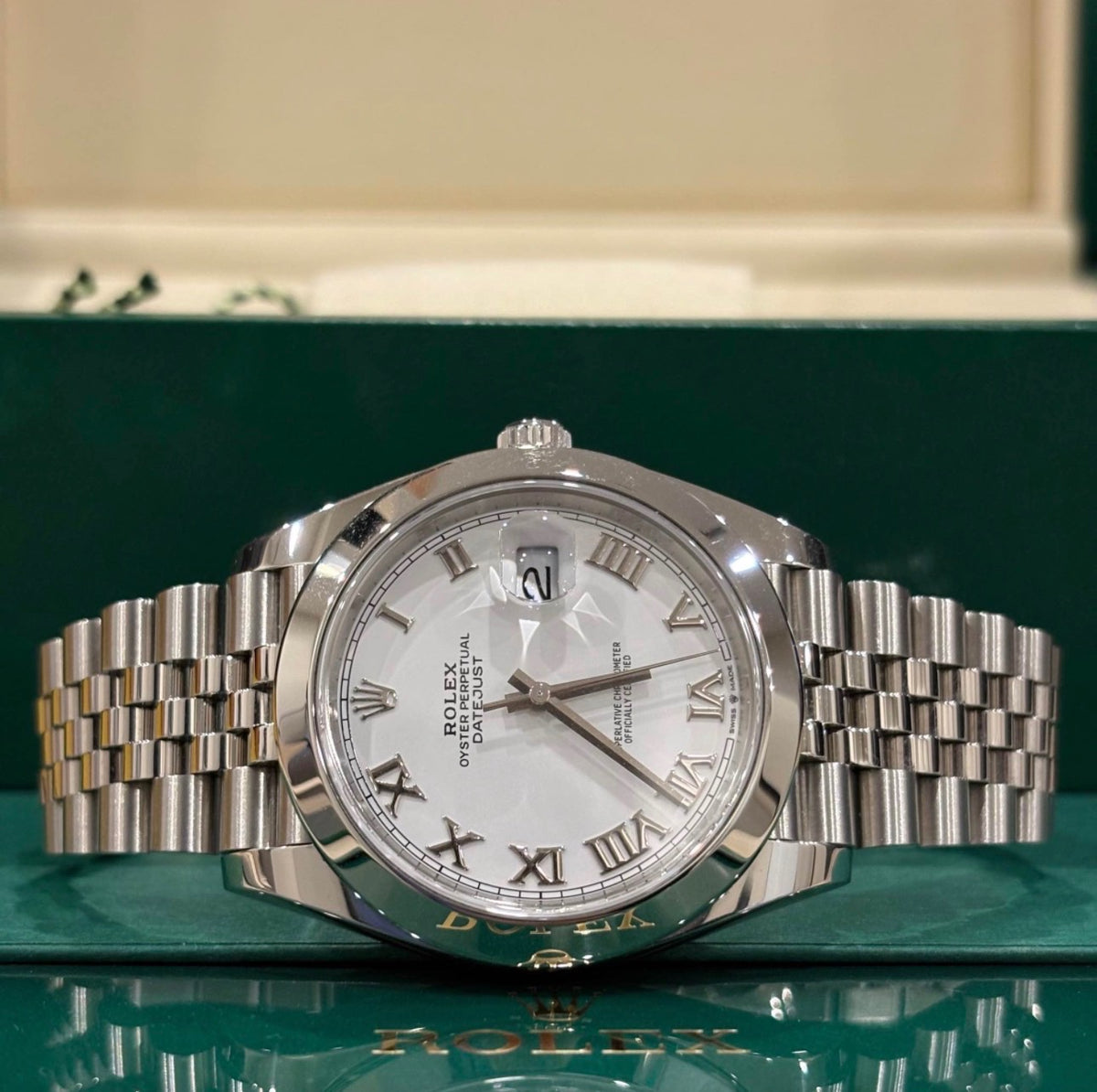 Rolex Datejust 41 White Roman Dial Oystersteel - Ref. 126300
