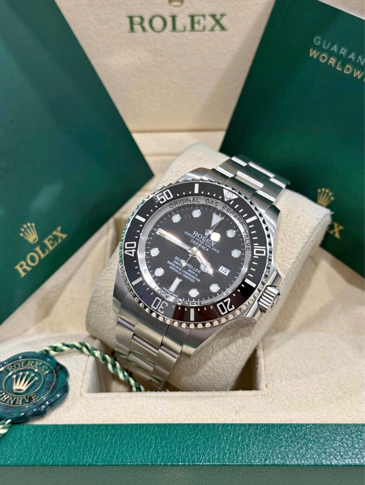 Rolex Sea-Dweller 44mm Deepsea Black Dial Ceramic Bezel Oyster Bracelet 126660 Full Set