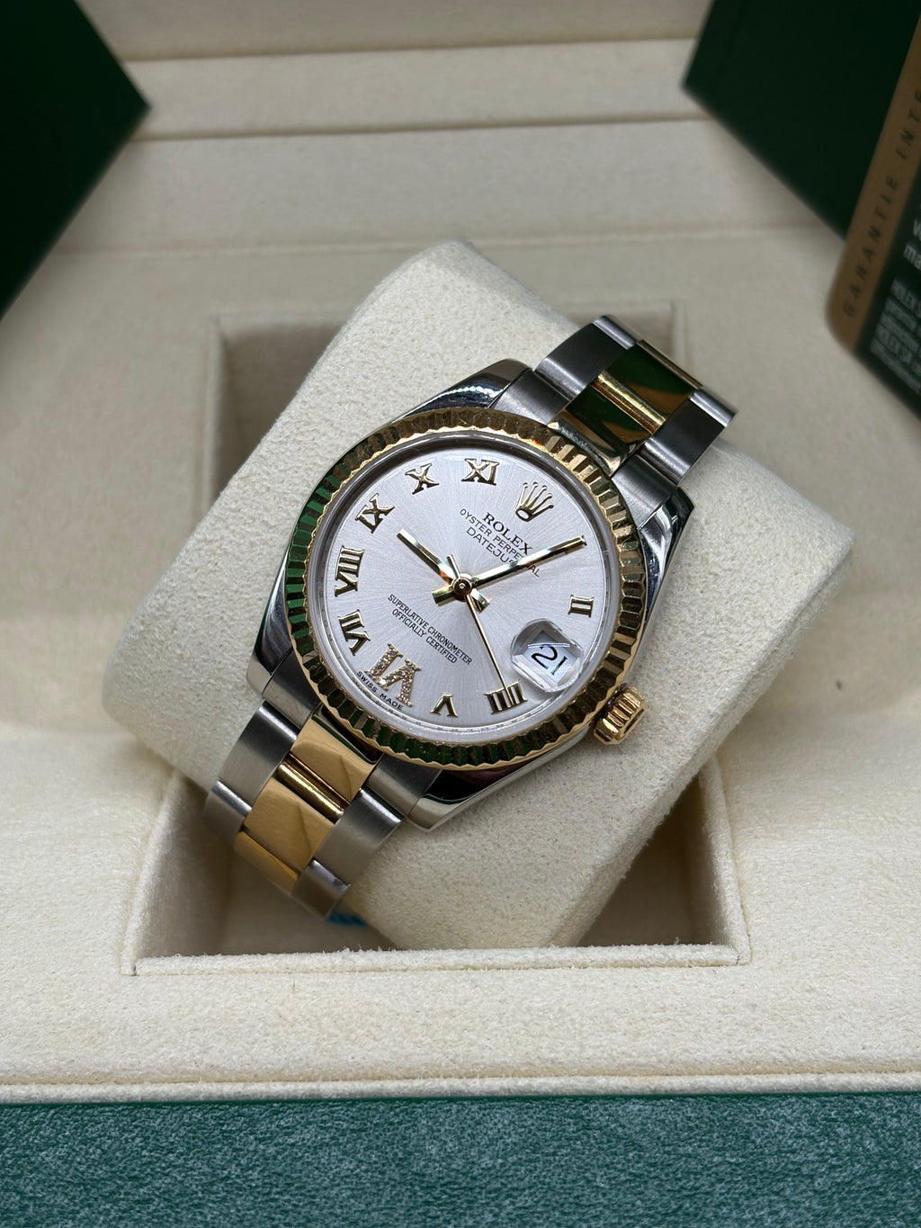 Rolex Lady-Datejust 31 Silver Roman Dial Oystersteel and 18K Yellow Gold - Ref. 178273