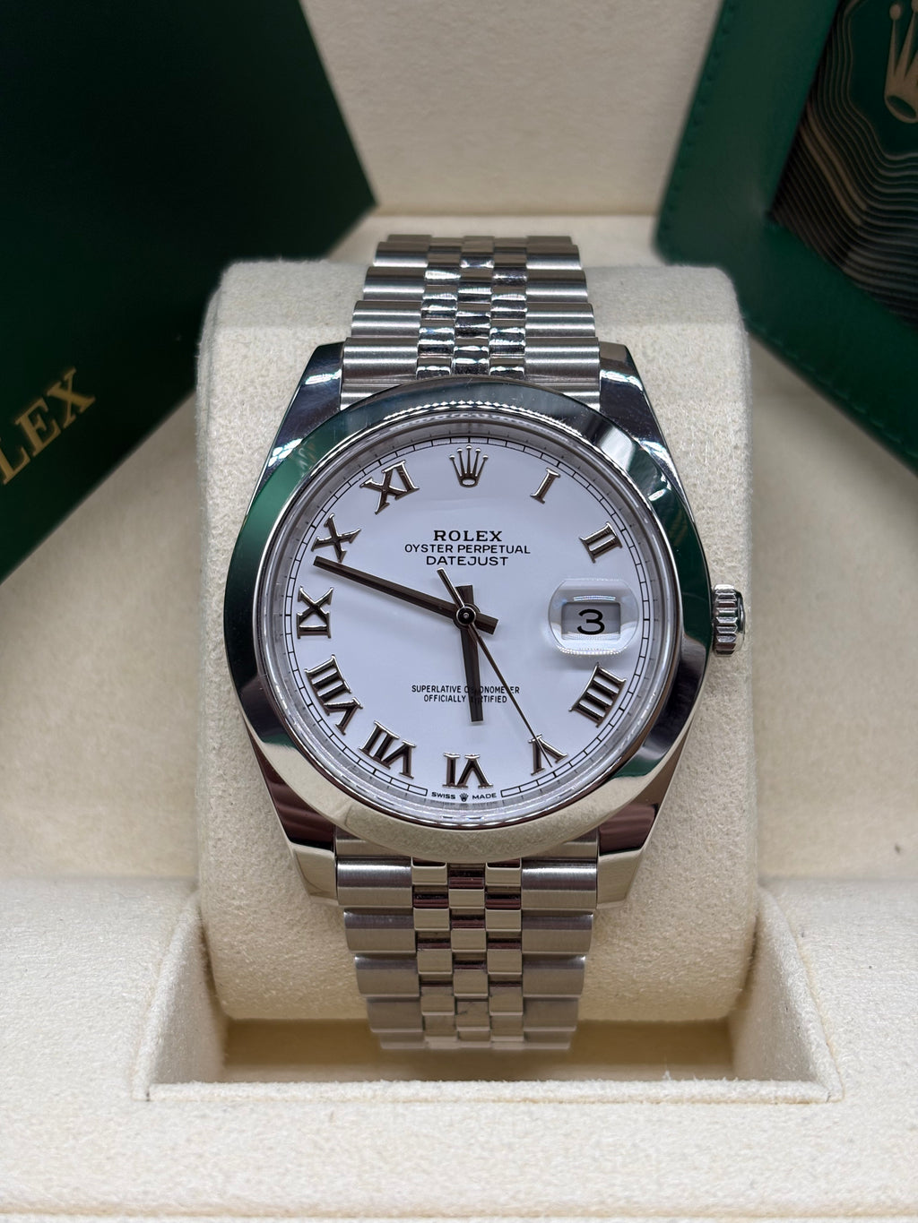 Rolex Datejust 41 White Roman Dial Oystersteel - Ref. 126300
