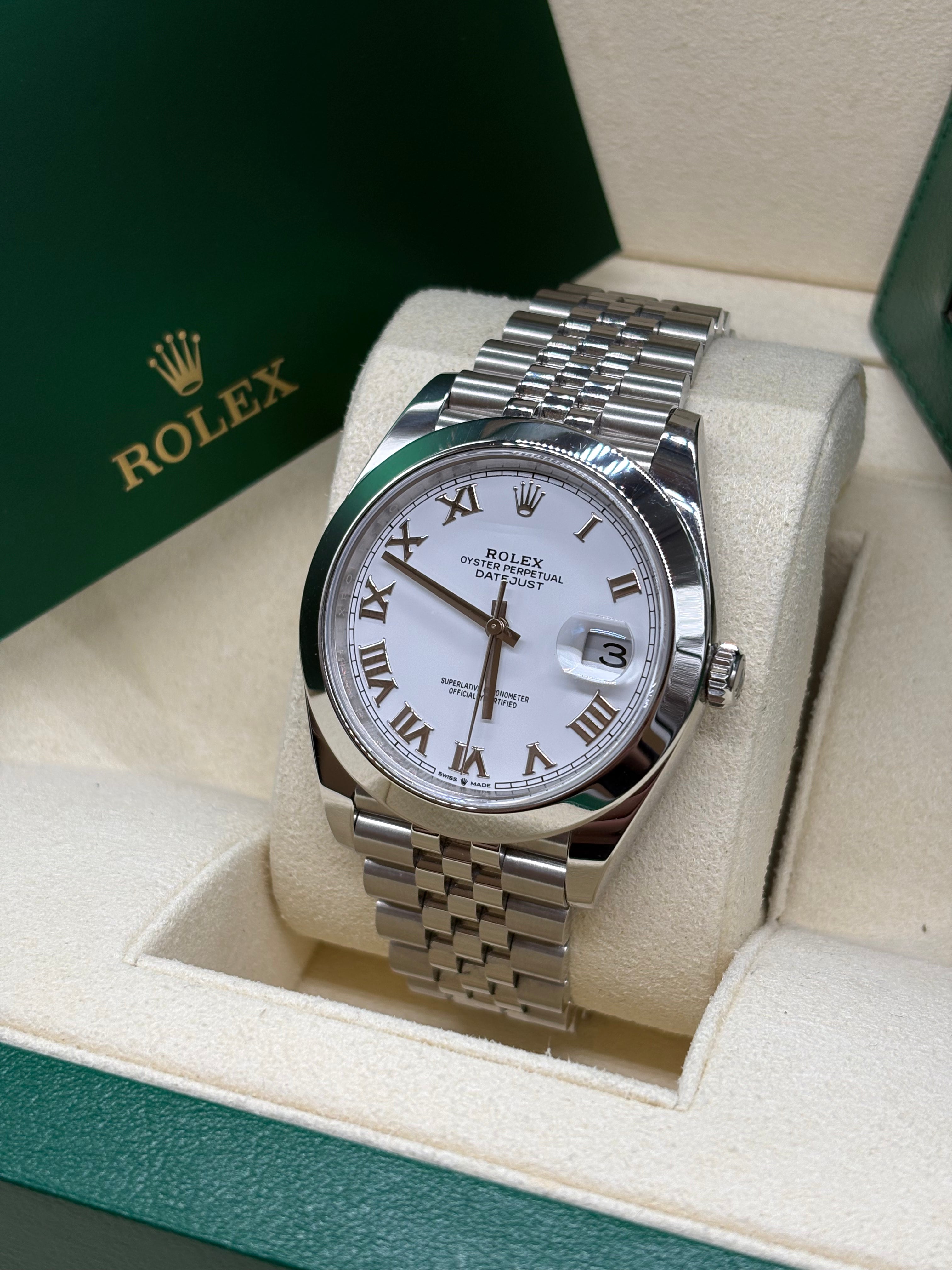 Rolex Datejust 41 White Roman Dial Oystersteel - Ref. 126300
