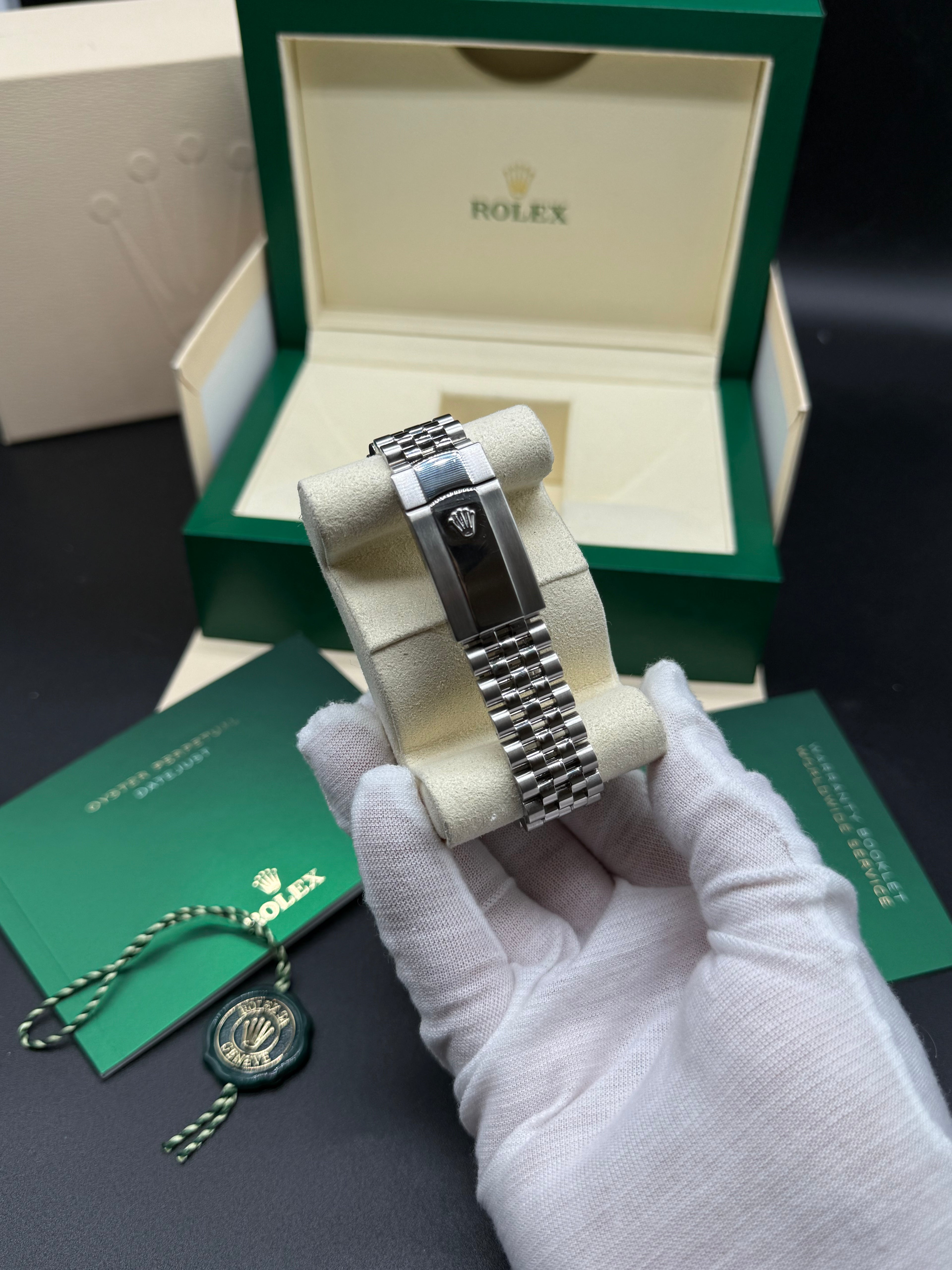 Rolex Datejust 41mm Stainless Steel White Stick Dial Smooth Bezel Jubilee