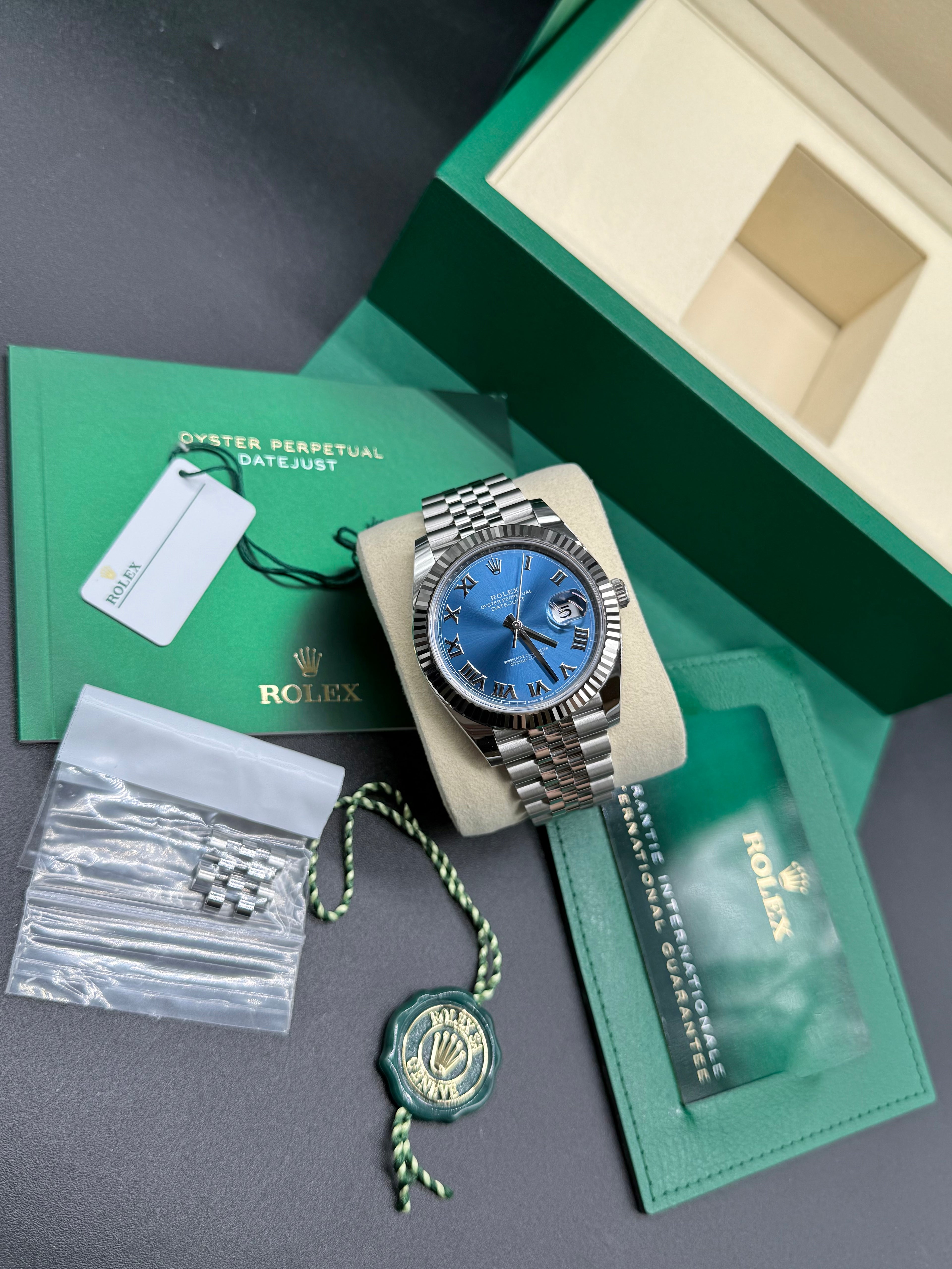 Rolex Datejust 41mm Stainless Steel Azzurro Blue Dial Fluted Bezel Jubilee (Discontinued)