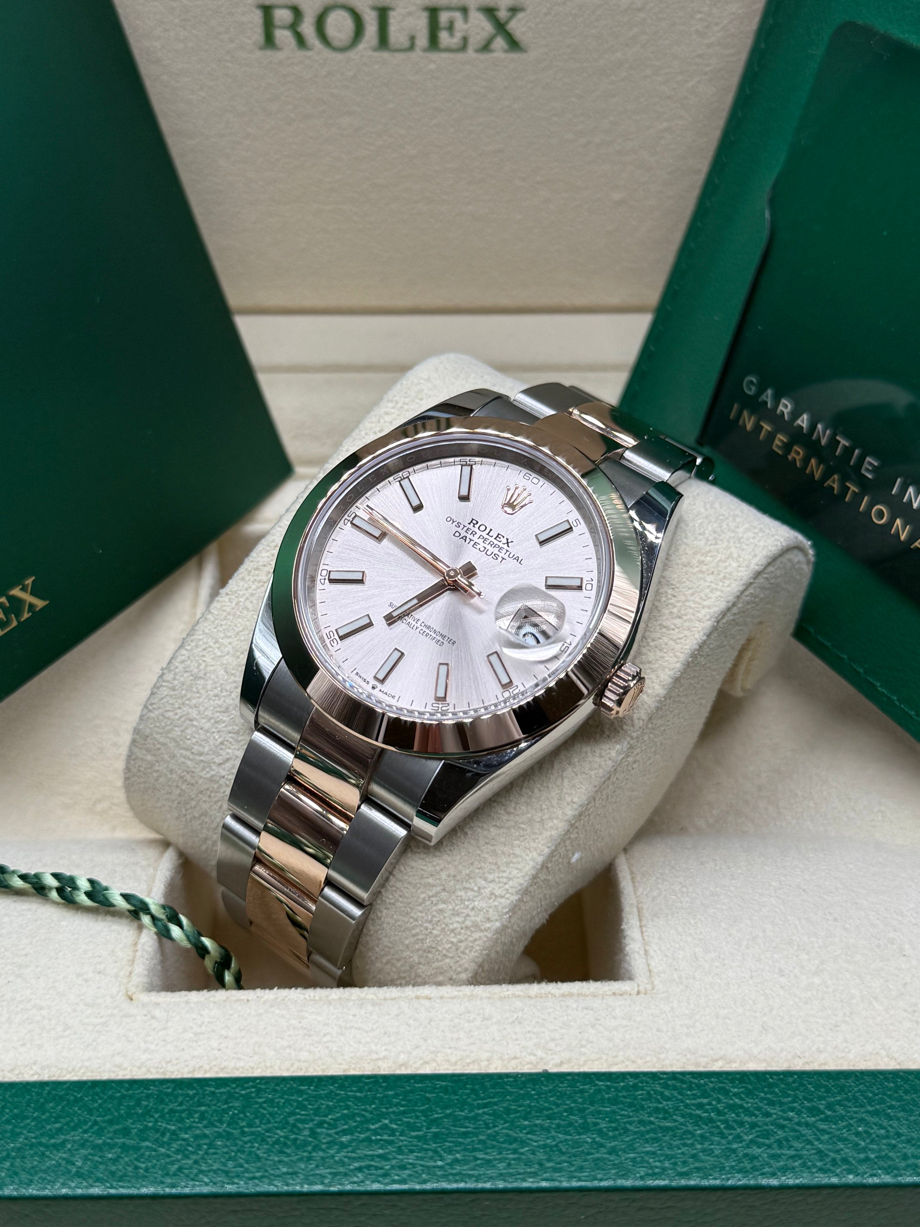 Rolex Datejust 41mm Stainless Everose Sundust Dial Smooth Bezel Oyster