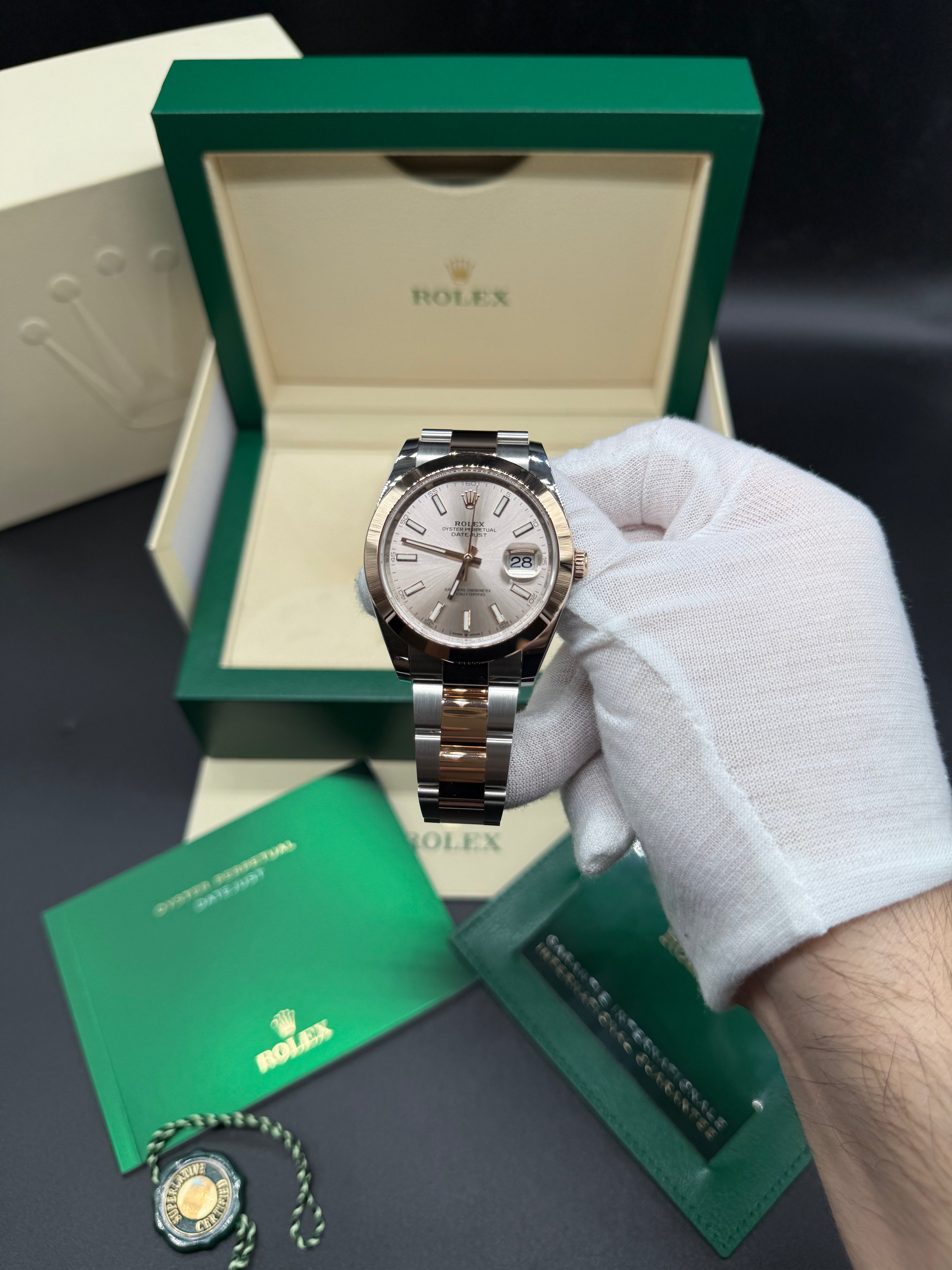 Rolex Datejust 41mm Stainless Everose Sundust Dial Smooth Bezel Oyster