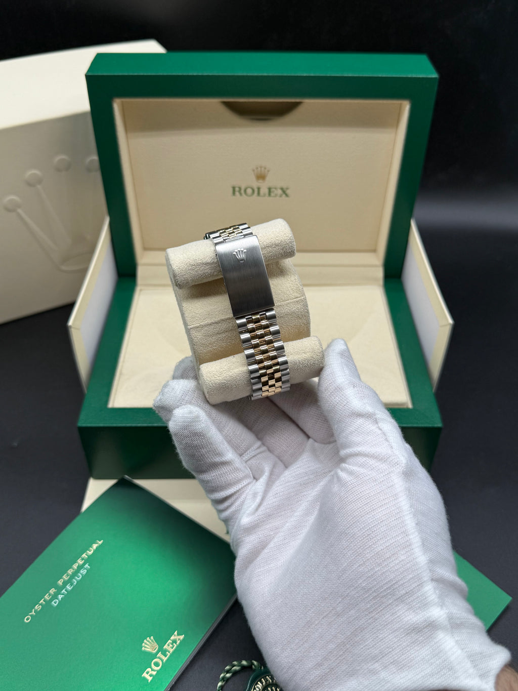 Rolex Datejust 36mm Two-Tone Stainless Steel & 18K Yellow Gold Champagne Dial Stick Hour Markers Fluted Bezel Jubilee Bracelet