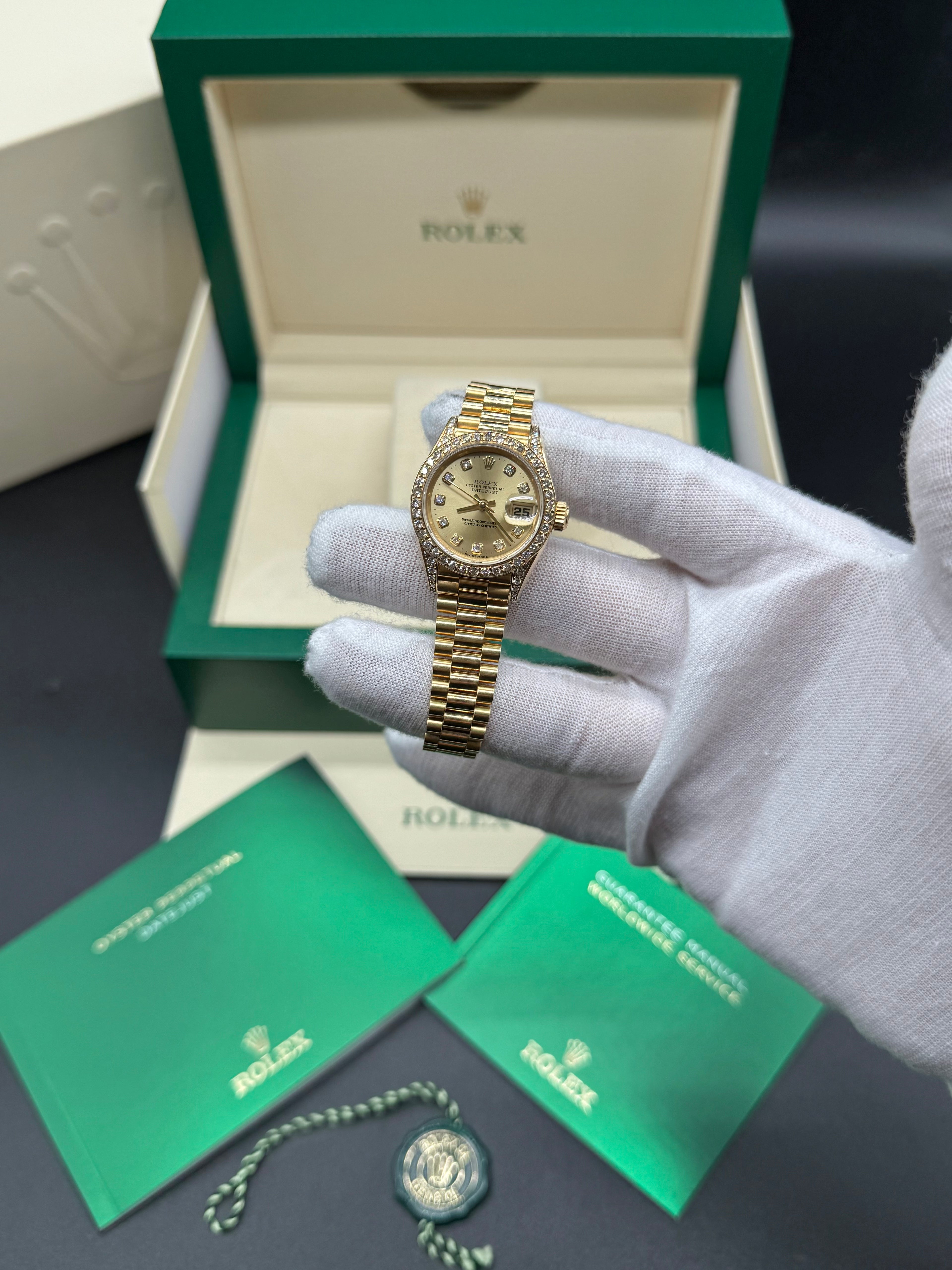 Rolex Lady-Datejust 26mm 18K Yellow Gold Champagne Diamond Dial Diamond Bezel President Bracelet