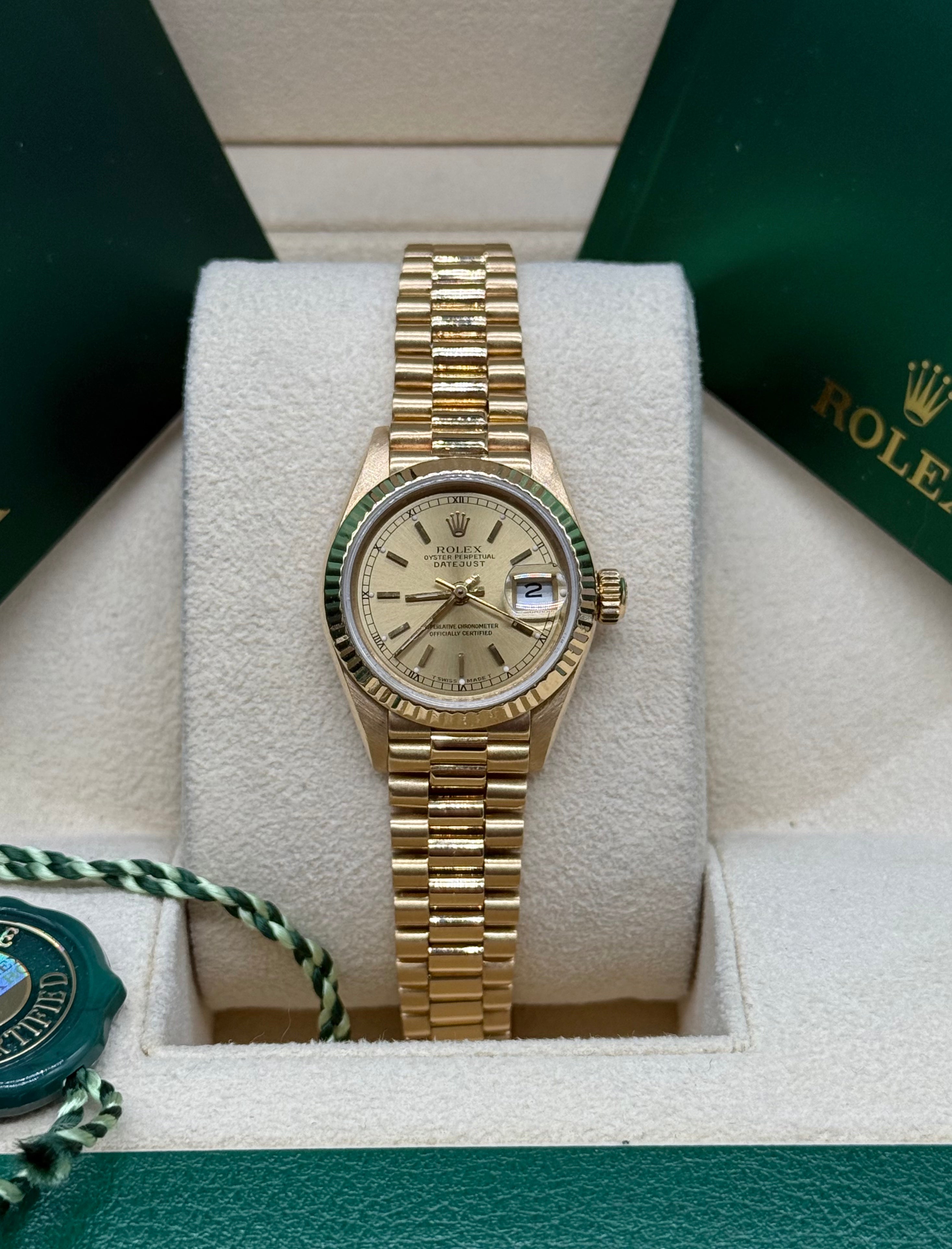 Rolex Lady-Datejust 26mm 18K Yellow Gold Champagne Stick Dial President