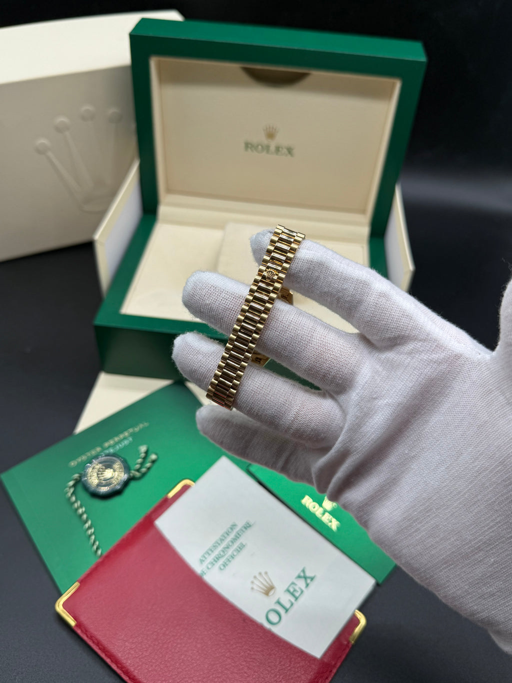 Rolex Lady-Datejust 26mm 18K Yellow Gold Champagne Jubilee Diamond Dial Diamond Bezel President Bracelet