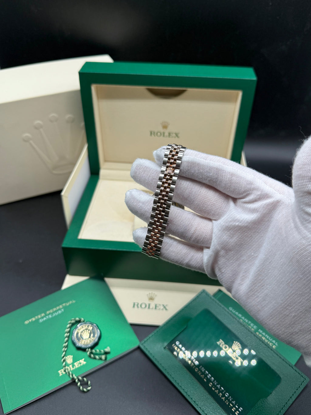 Rolex Lady-Datejust 28mm Two-Tone Stainless Steel & 18K Rose Gold Mother of Pearl Dial