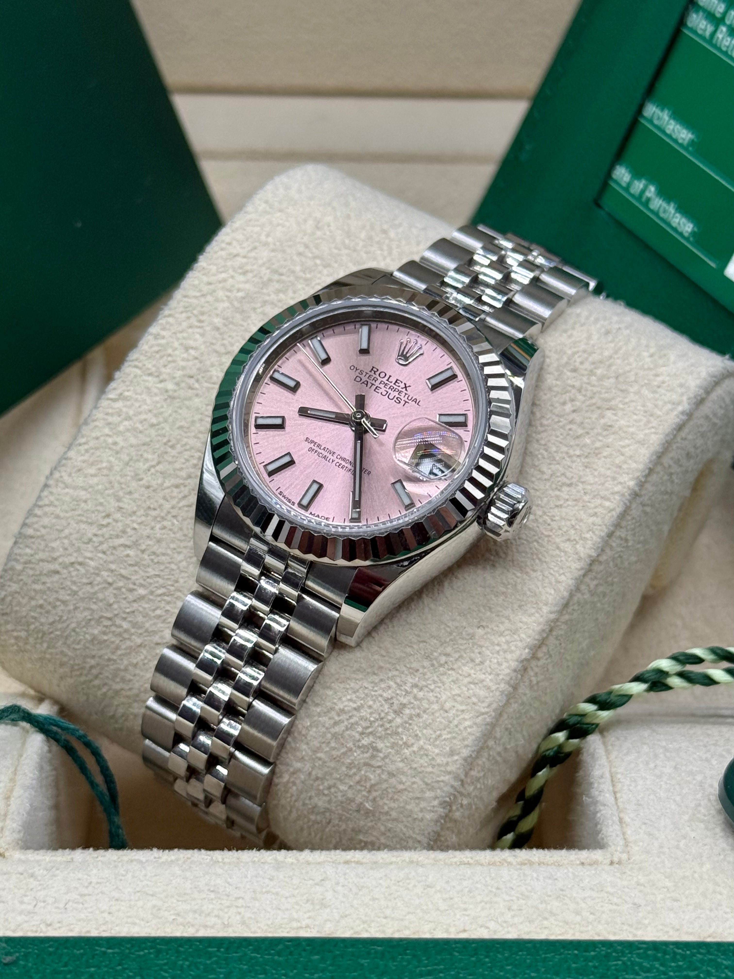 Rolex Lady-Datejust 28mm Stainless Steel Pink Dial