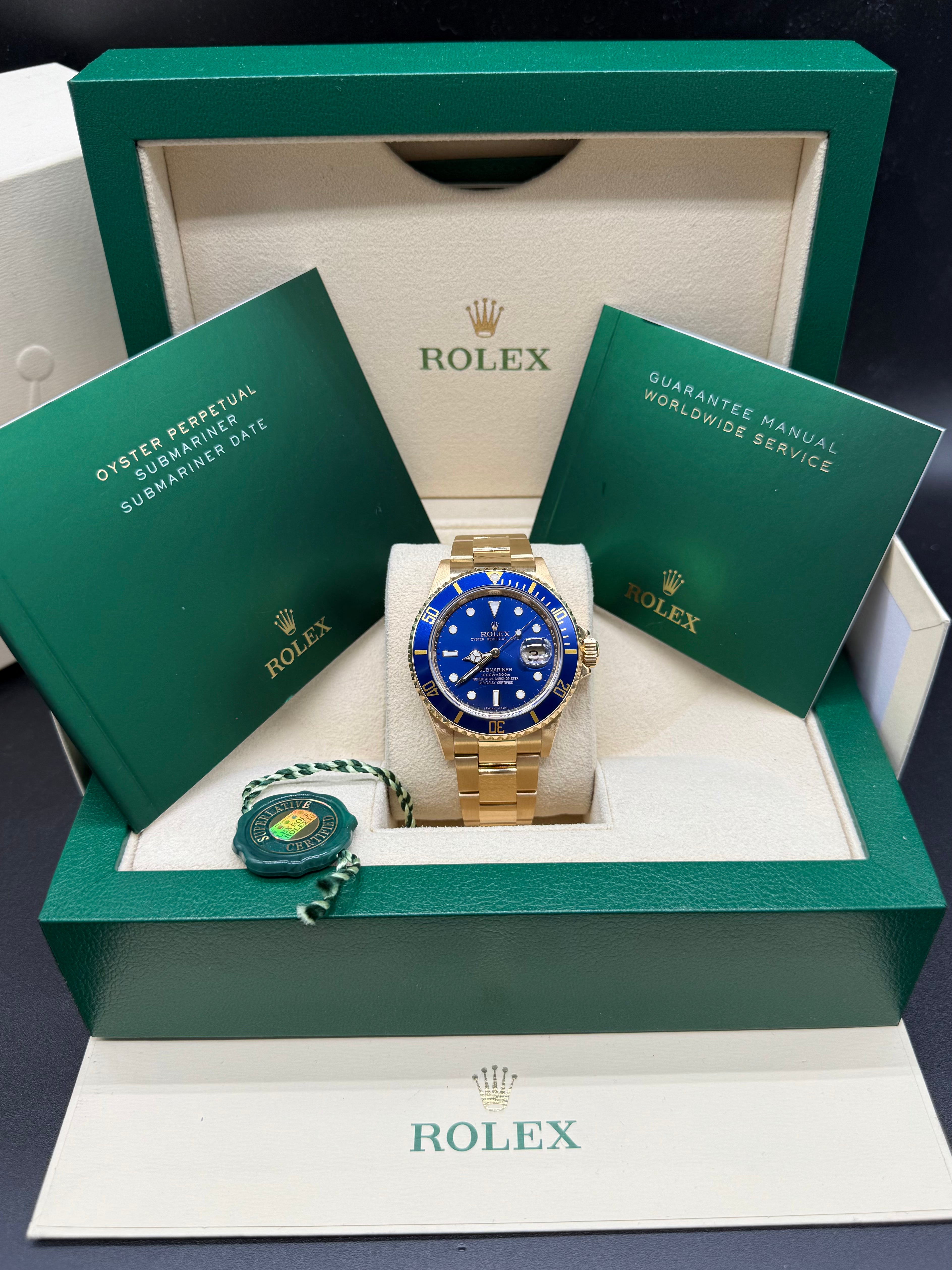 Rolex Submariner Date 40mm 18K Yellow Gold Blue Bezel Blue Dial