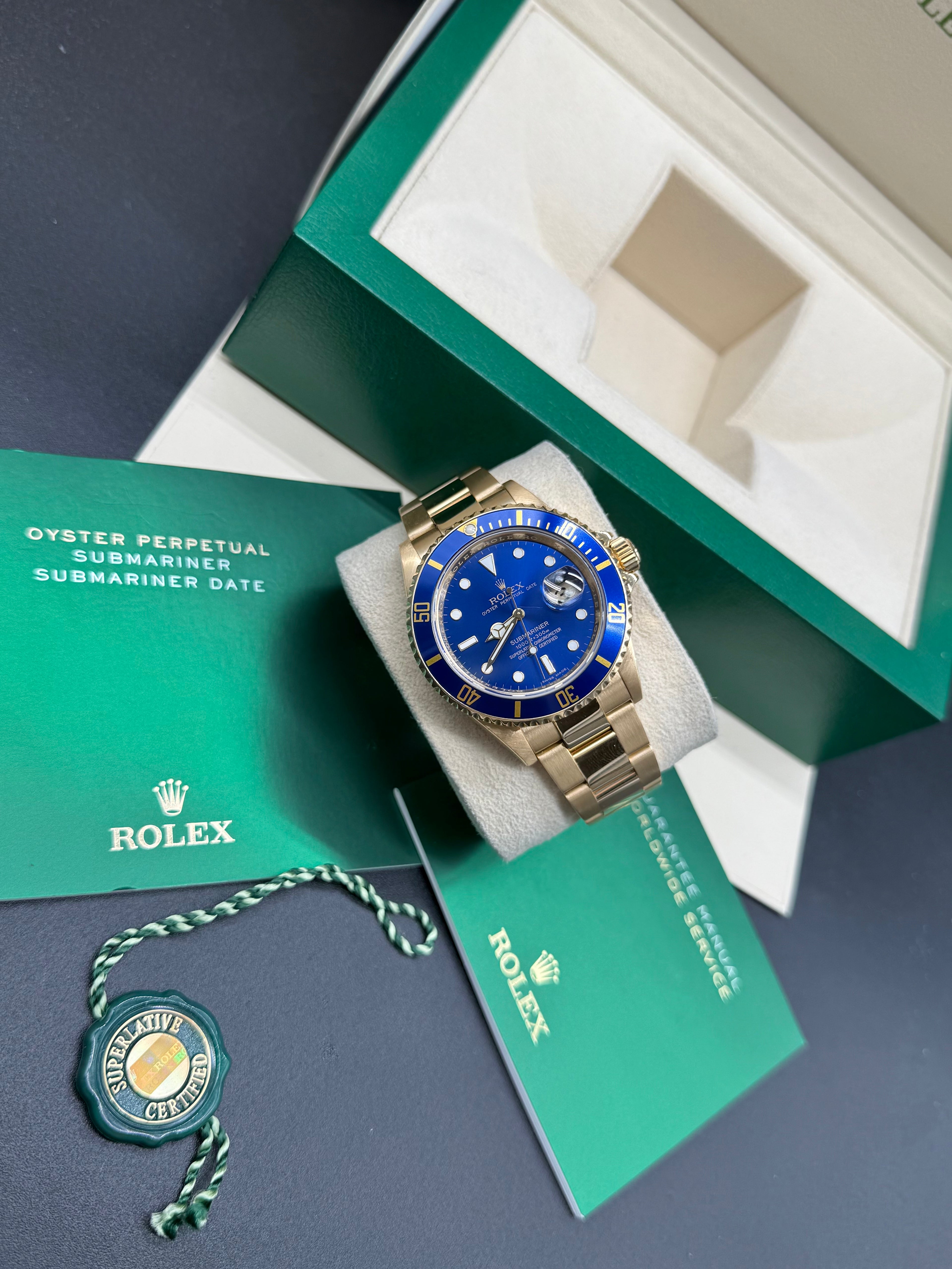 Rolex Submariner Date 40mm 18K Yellow Gold Blue Bezel Blue Dial