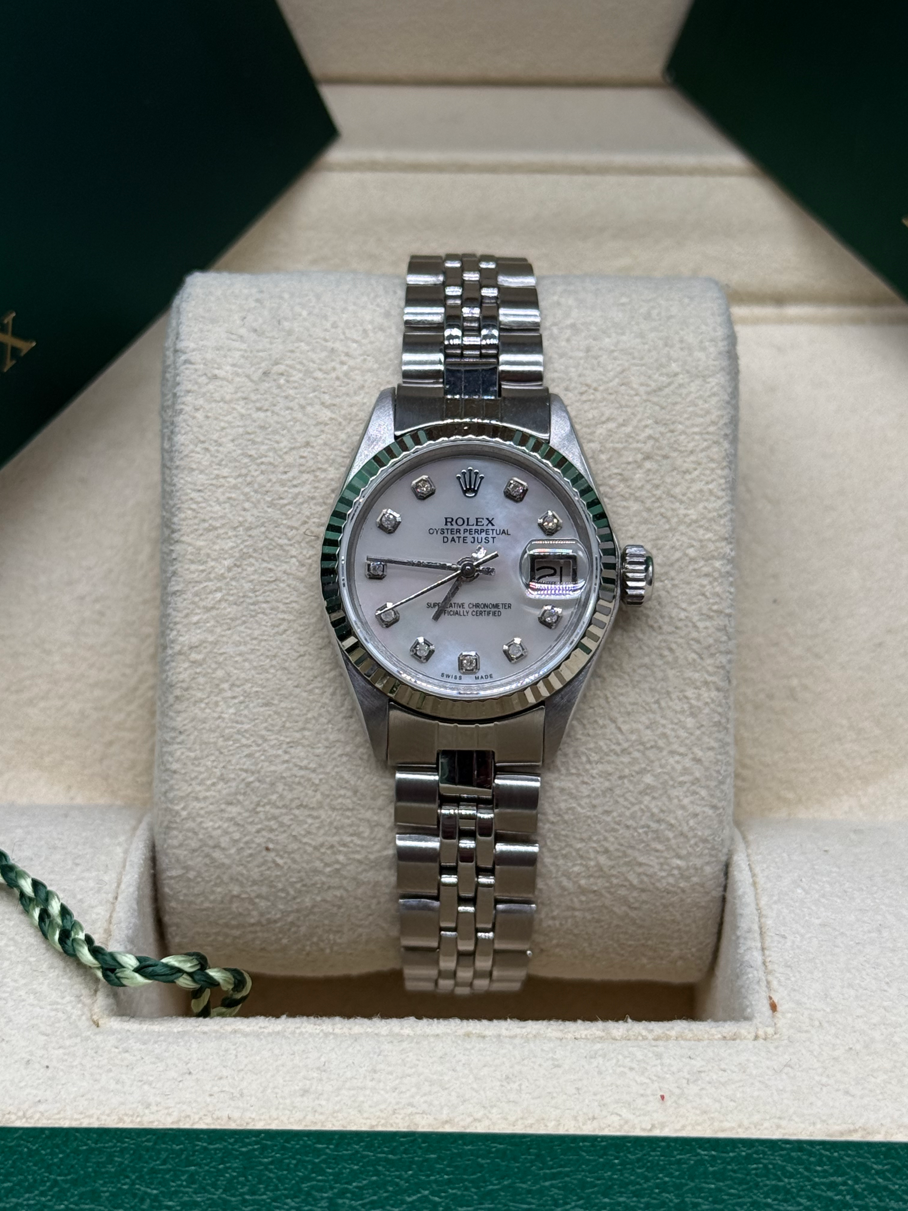 Rolex Lady-Datejust 26mm Stainless Steel Mother of Pearl Diamond Dial