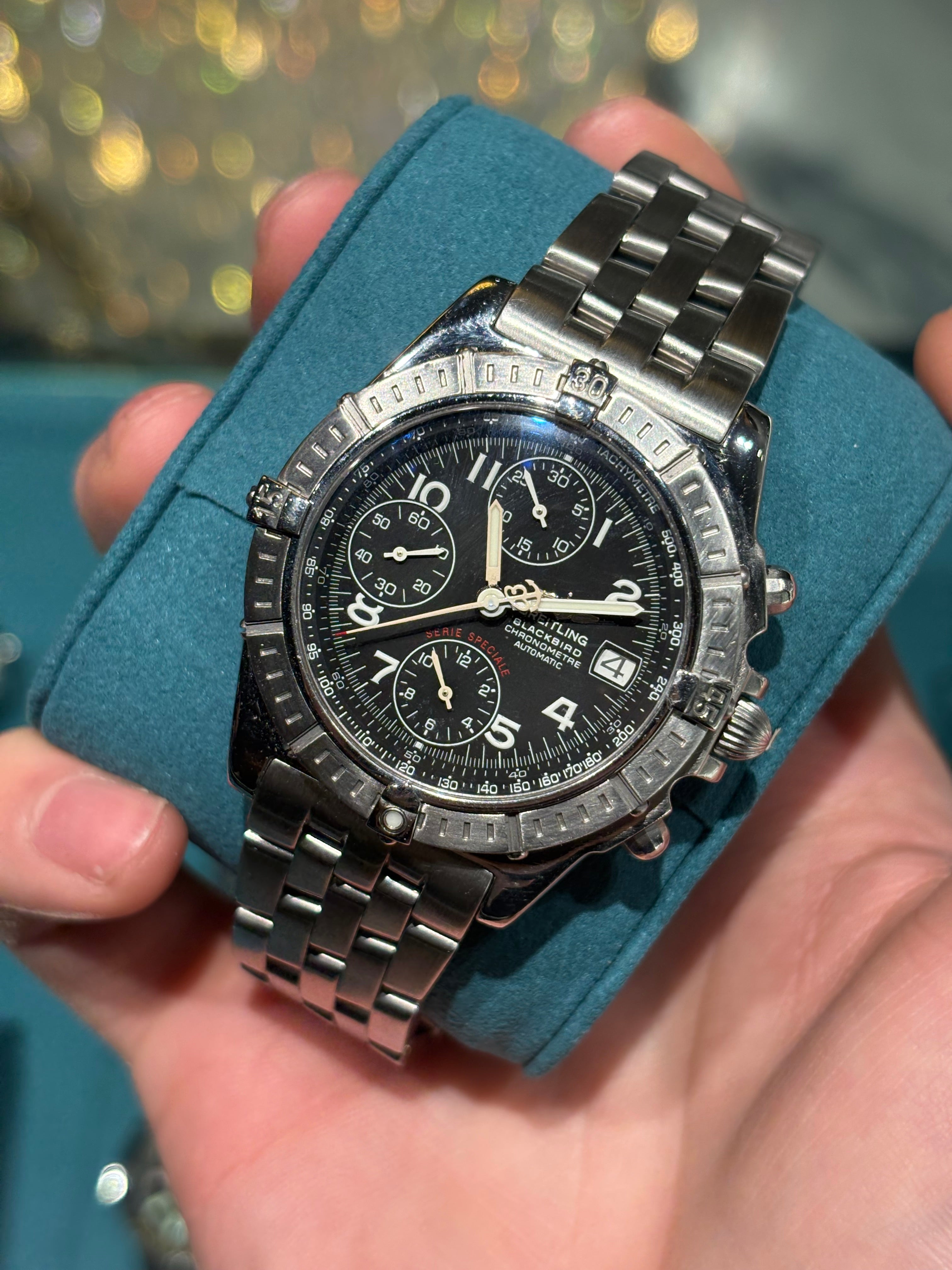 Breitling Blackbird Chronometre Série Spéciale Automatic Steel Black Dial Steel Bracelet