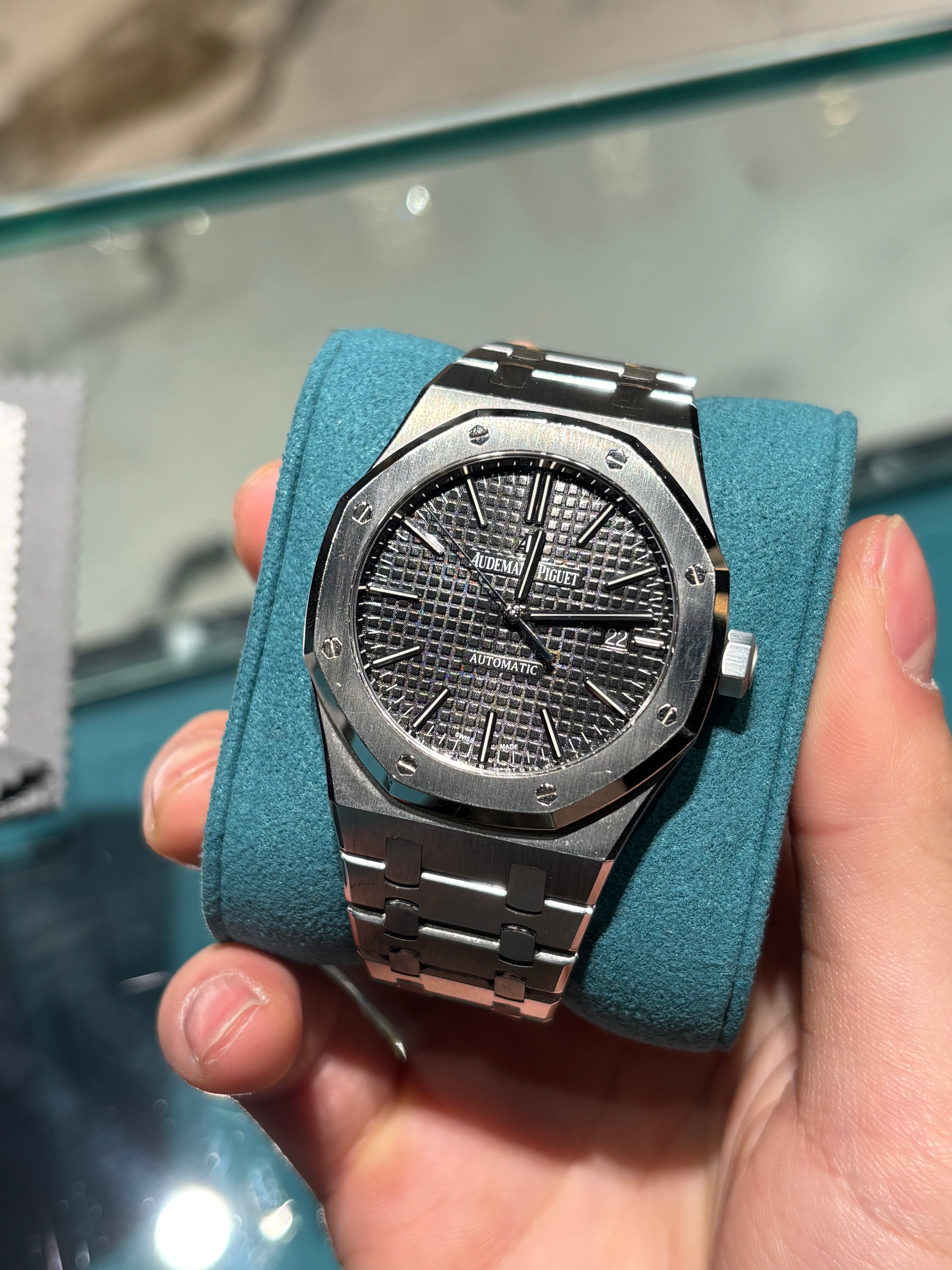 Audemars Piguet Royal Oak 15400 41mm Stainless Steel Grey Tapisserie Dial Integrated Bracelet