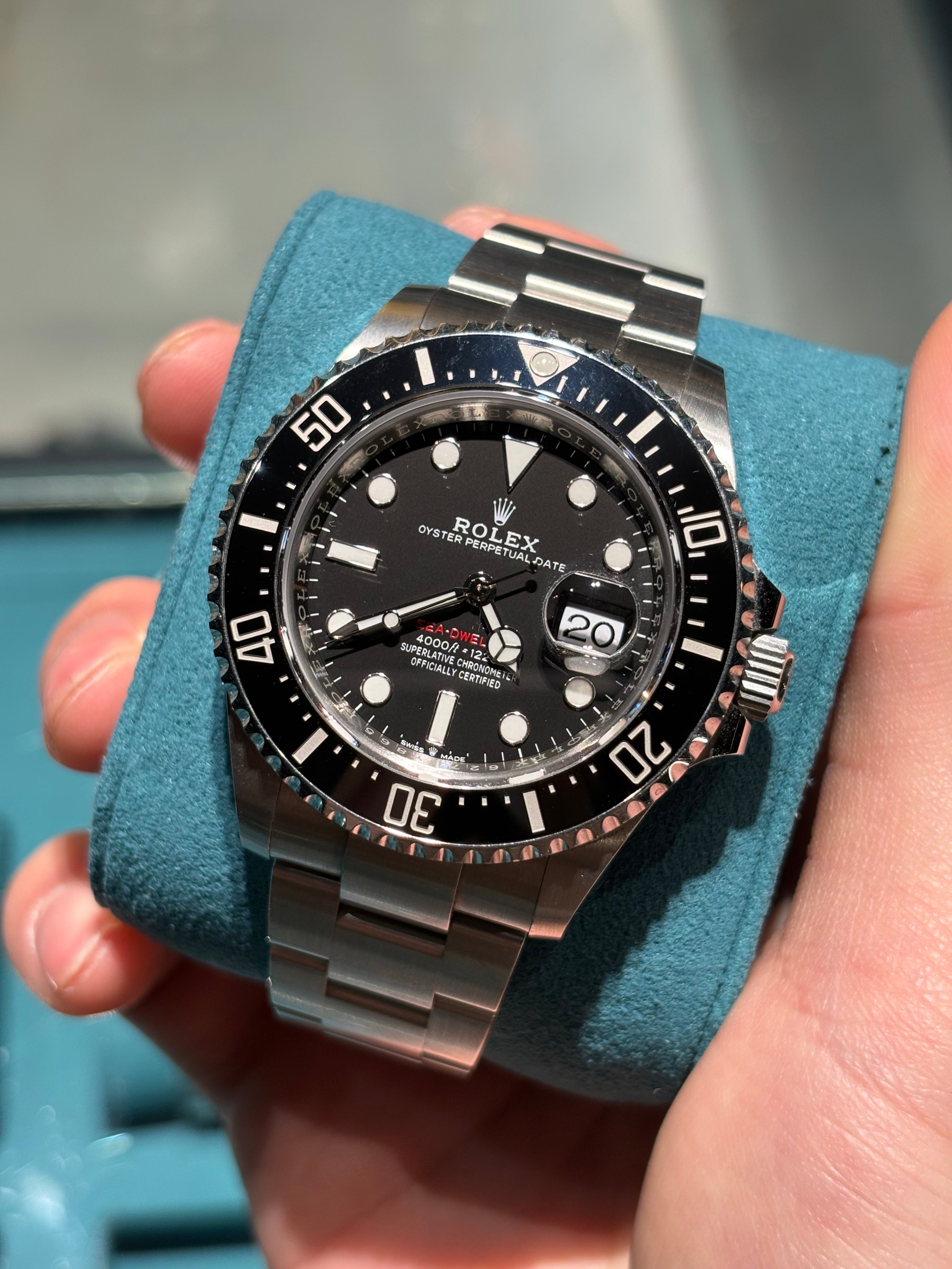 Rolex Sea-Dweller 43mm Stainless Steel Black Dial Black Ceramic Bezel Oyster Bracelet