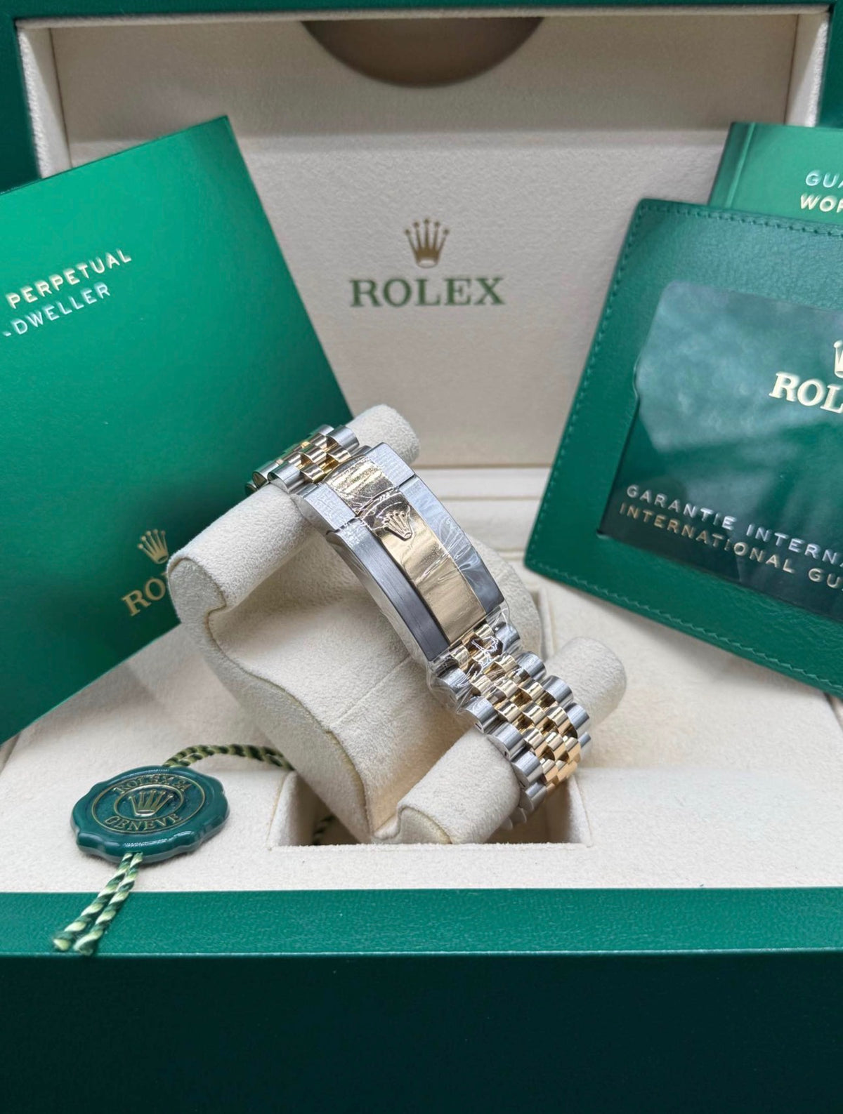 Rolex Sky-Dweller 42mm Two-Tone Stainless Steel & 18K Yellow Gold Black Dial Fluted Bezel Jubilee Bracelet