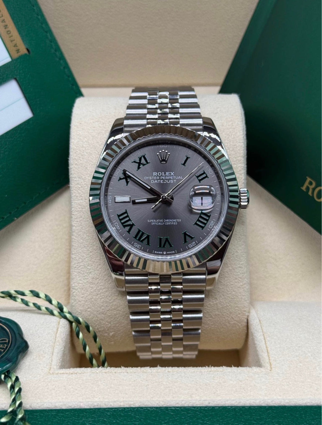Rolex Datejust 41mm Stainless Steel Wimbledon Dial Full Set