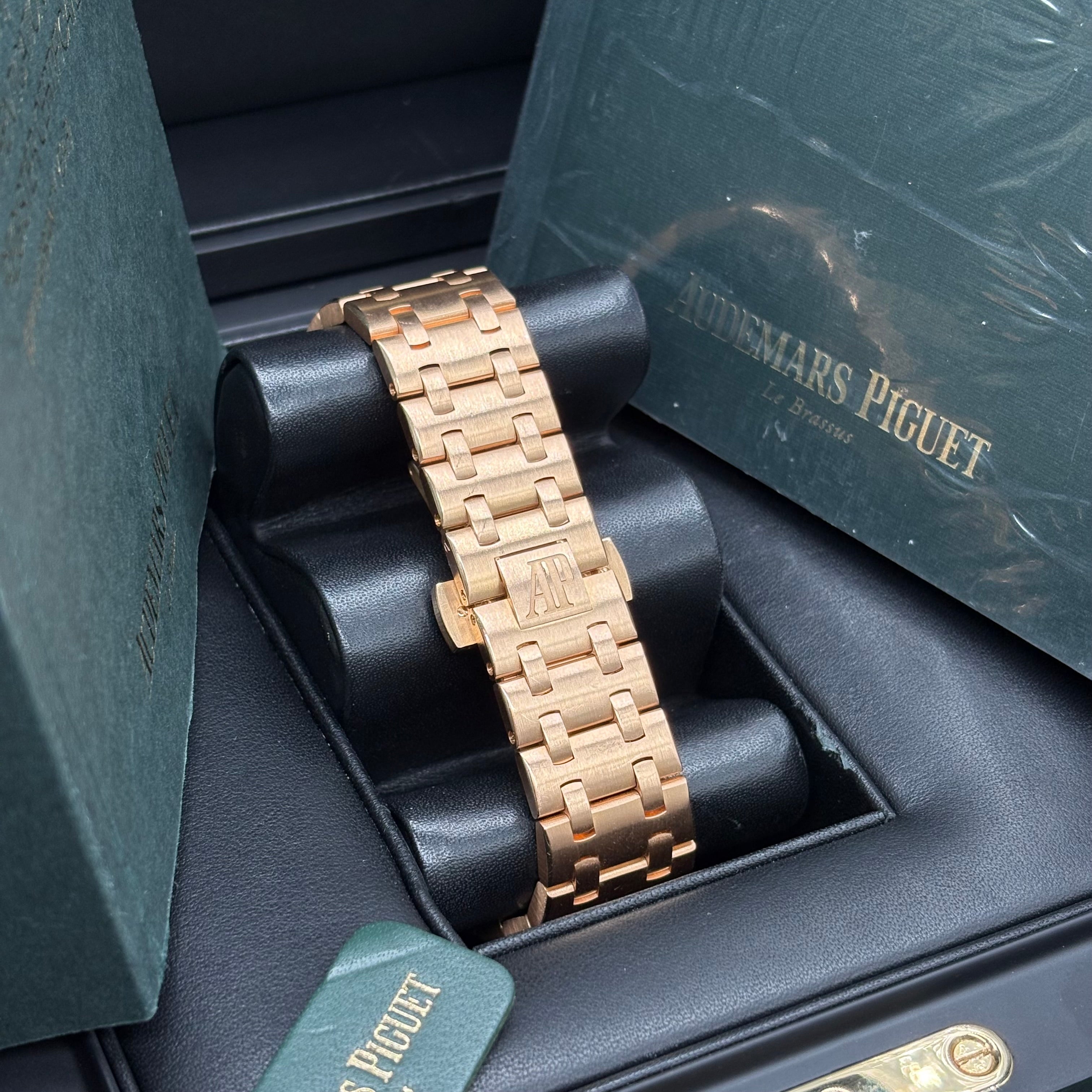 Audemars Piguet Royal Oak Chronograph 41mm 18k Solid Gold Chocolate Dial 26331OR Full Set