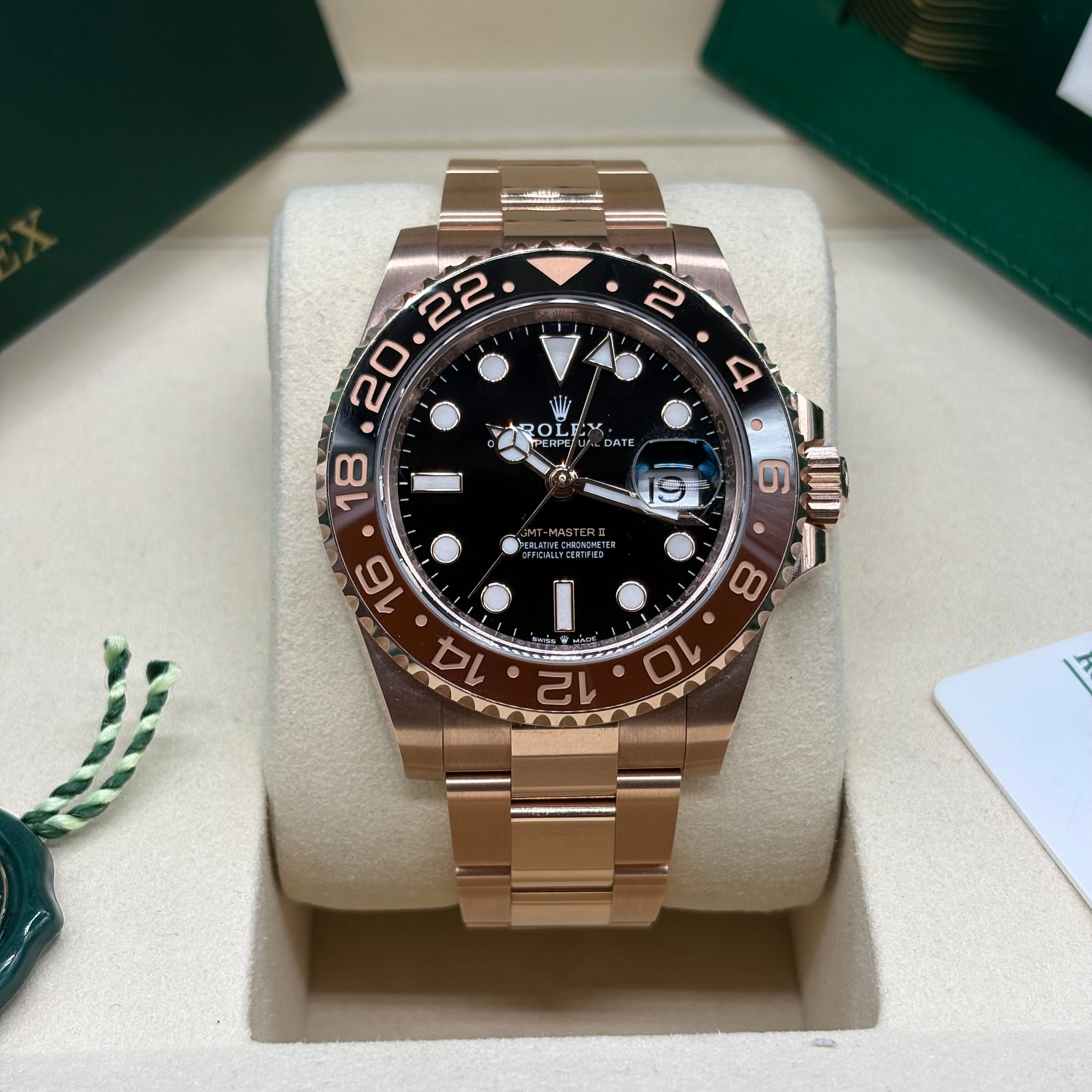 Rolex GMT-Master II 18K Everose Gold Root Beer Black Dial Oyster Bracelet 126715CHNR Full Set