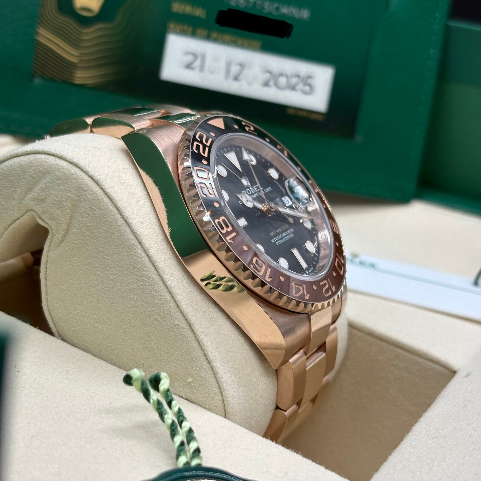 Rolex GMT-Master II 18K Everose Gold Root Beer Black Dial Oyster Bracelet 126715CHNR Full Set
