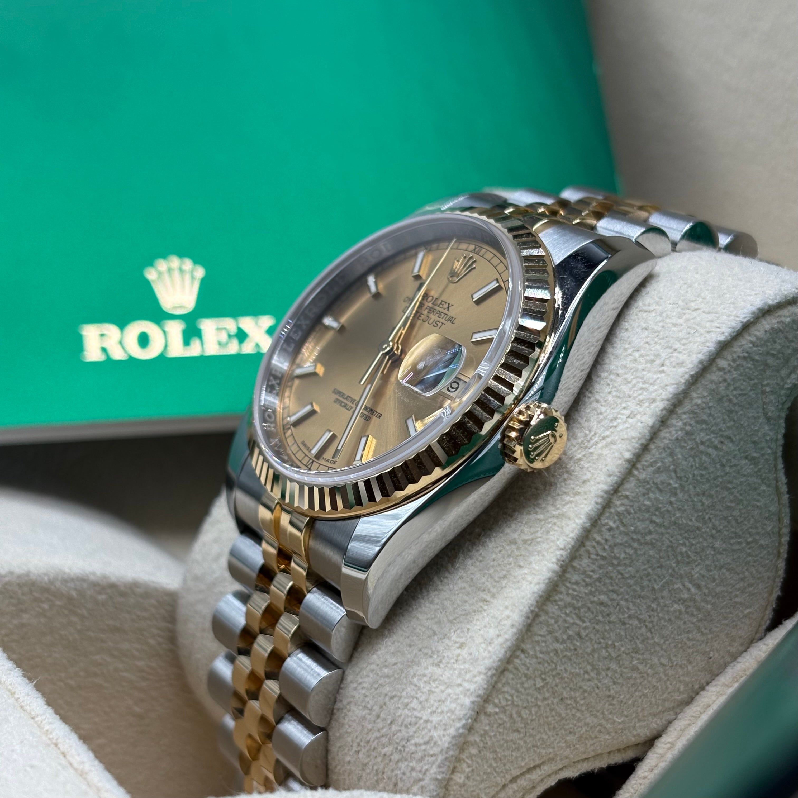 Rolex Datejust 36 Two-Tone Yellow Gold Champagne Index Dial Jubilee Bracelet 116233 Full Set