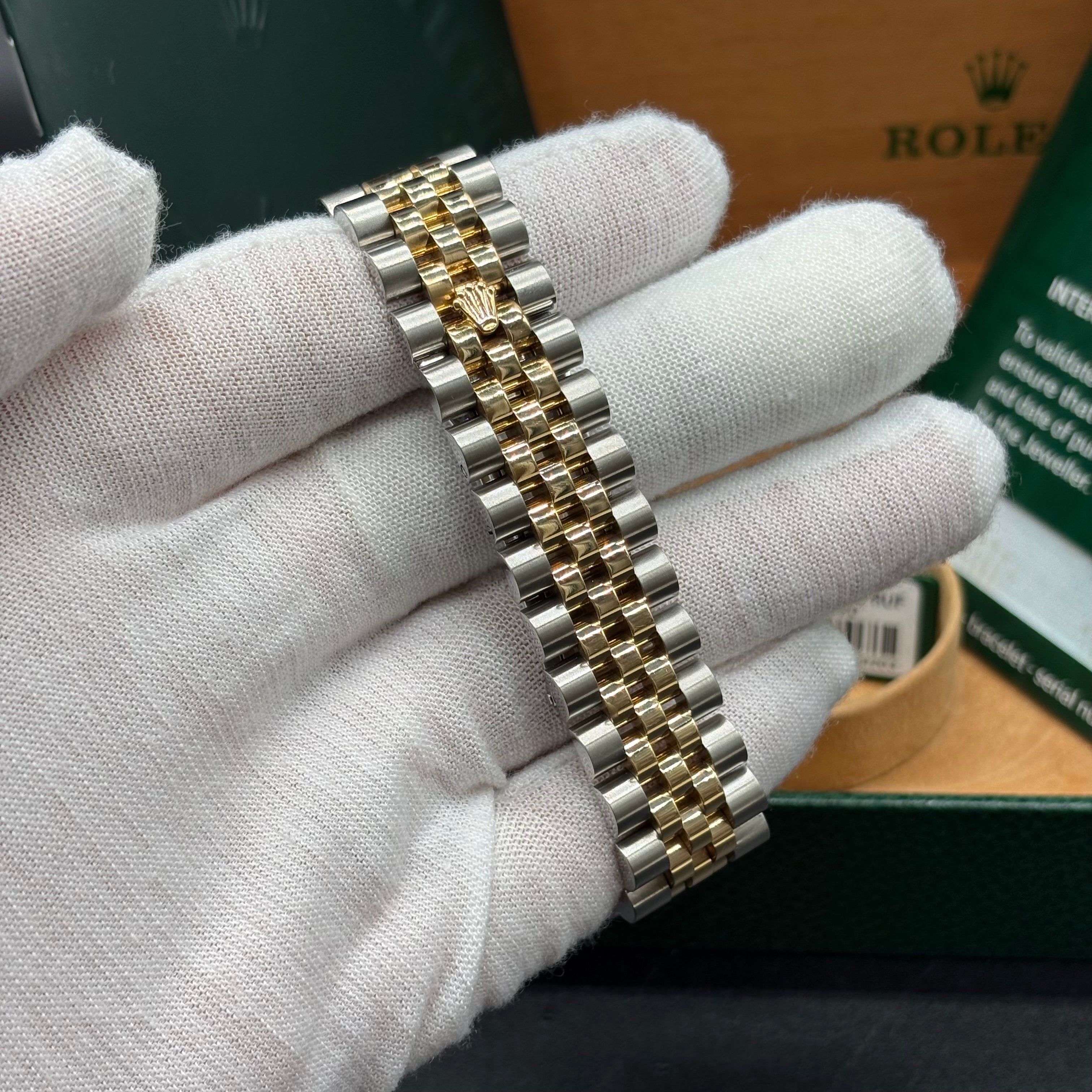 Rolex Datejust 36mm Two Tone Black Dial 116233 Complete Set