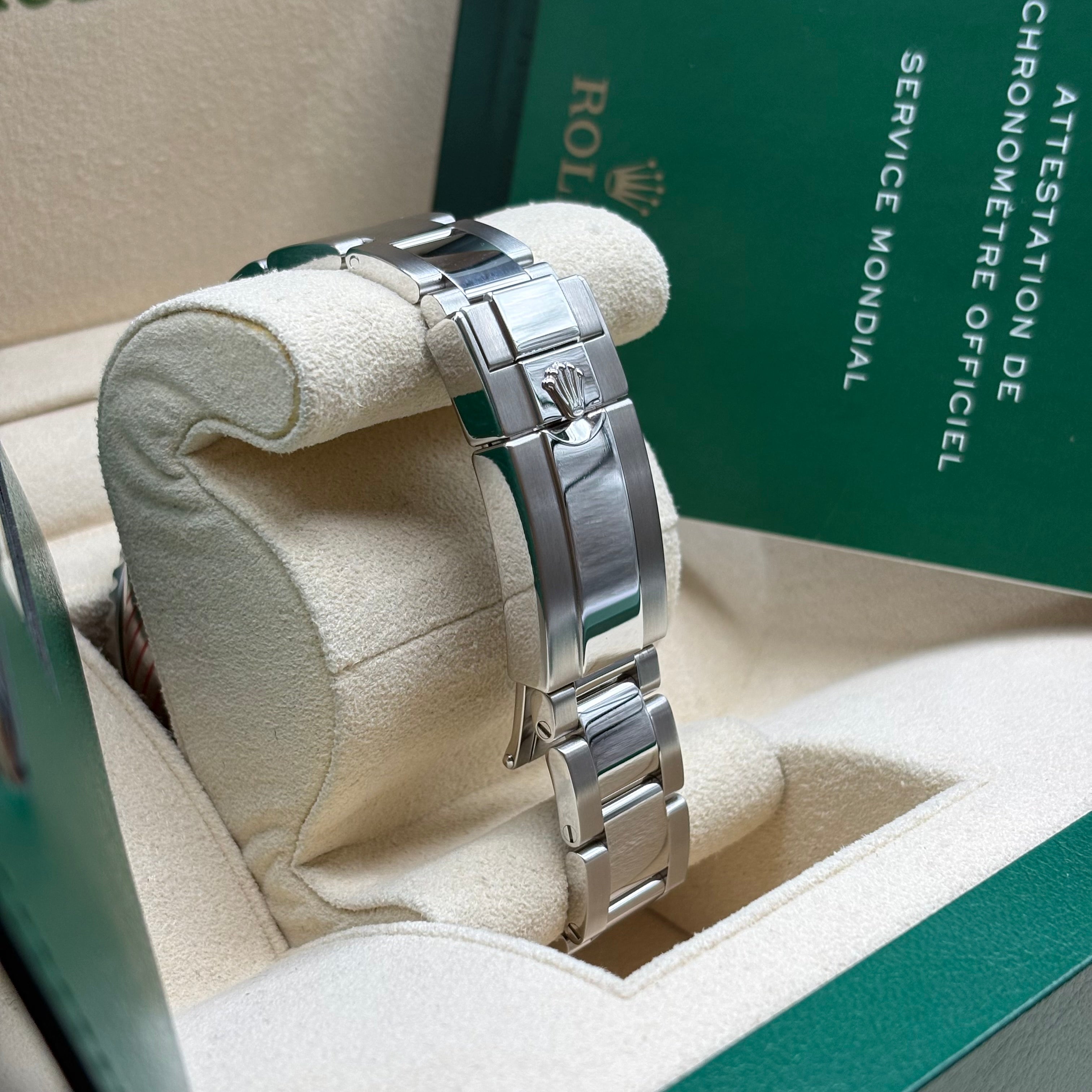 Rolex Yacht-Master II 44mm Stainless Steel White Dial Blue Ceramic Bezel