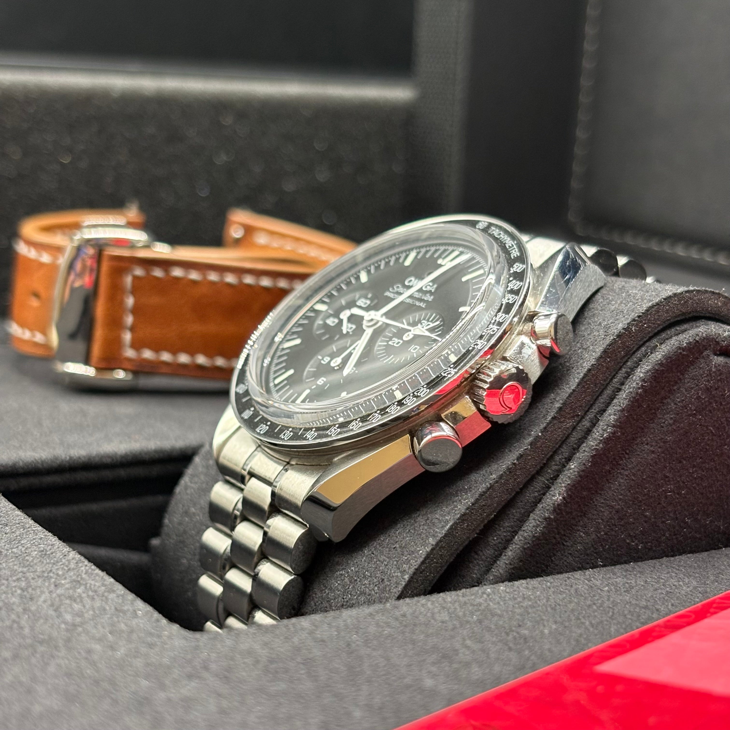 Omega Speedmaster Professional Moonwatch Co-Axial Master Chronometer Chronograph 42mm 310.30.42.50.01.002 Full Set