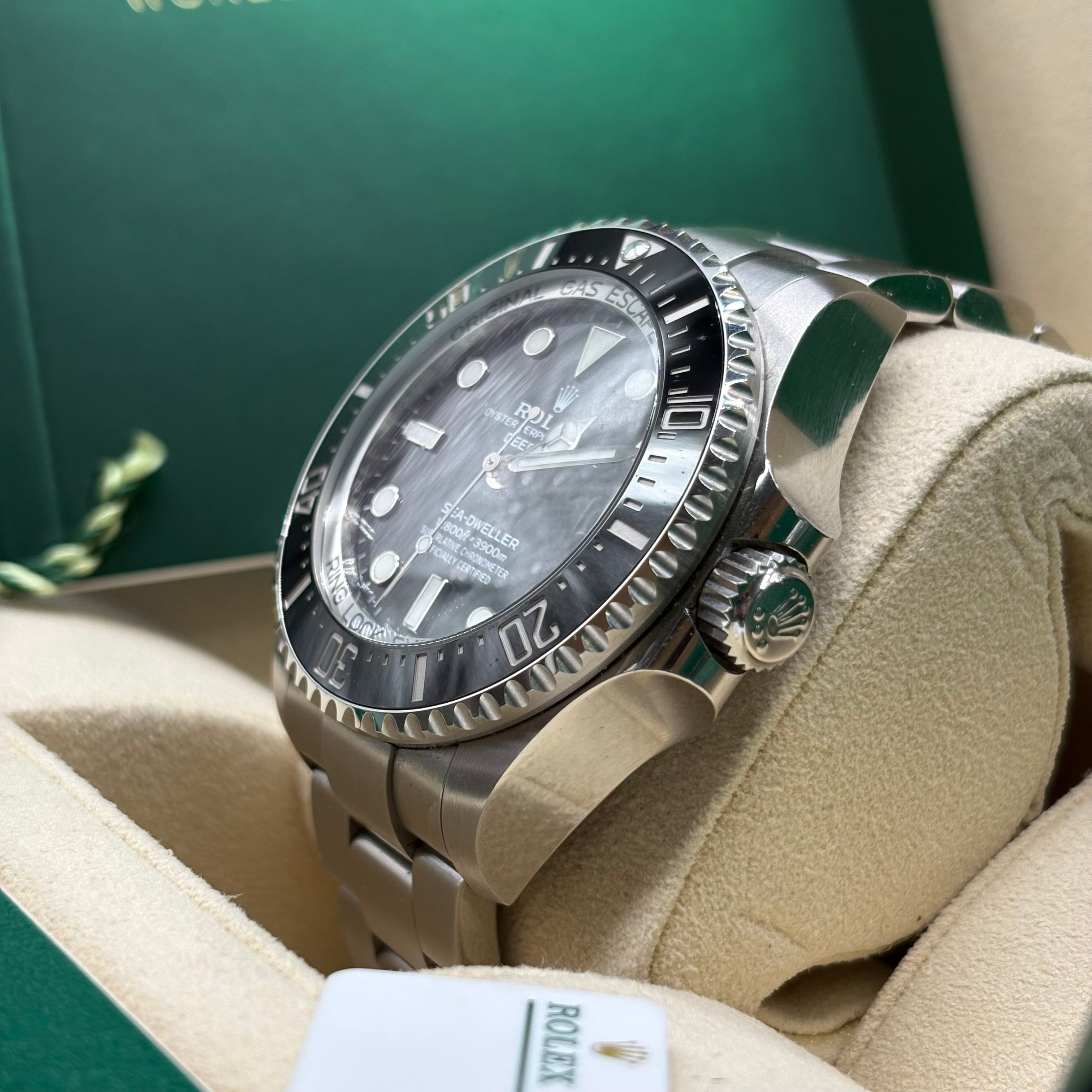 Rolex Sea-Dweller Deepsea Black Dial Ceramic Bezel Oyster Bracelet 126660 Full Set