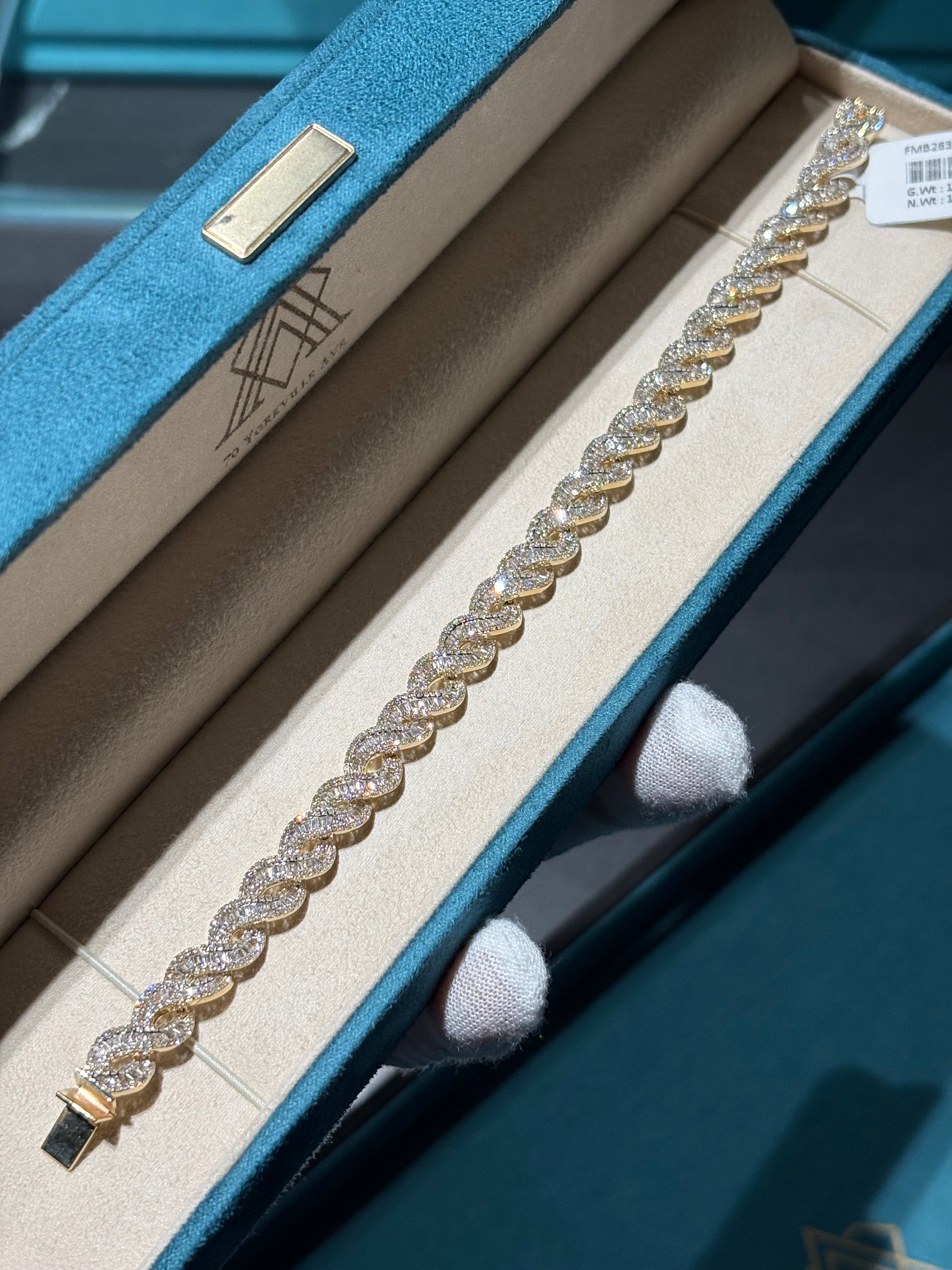 10K Yellow Gold Diamond Cuban Link Bracelet | Baguette & Round Diamond Set