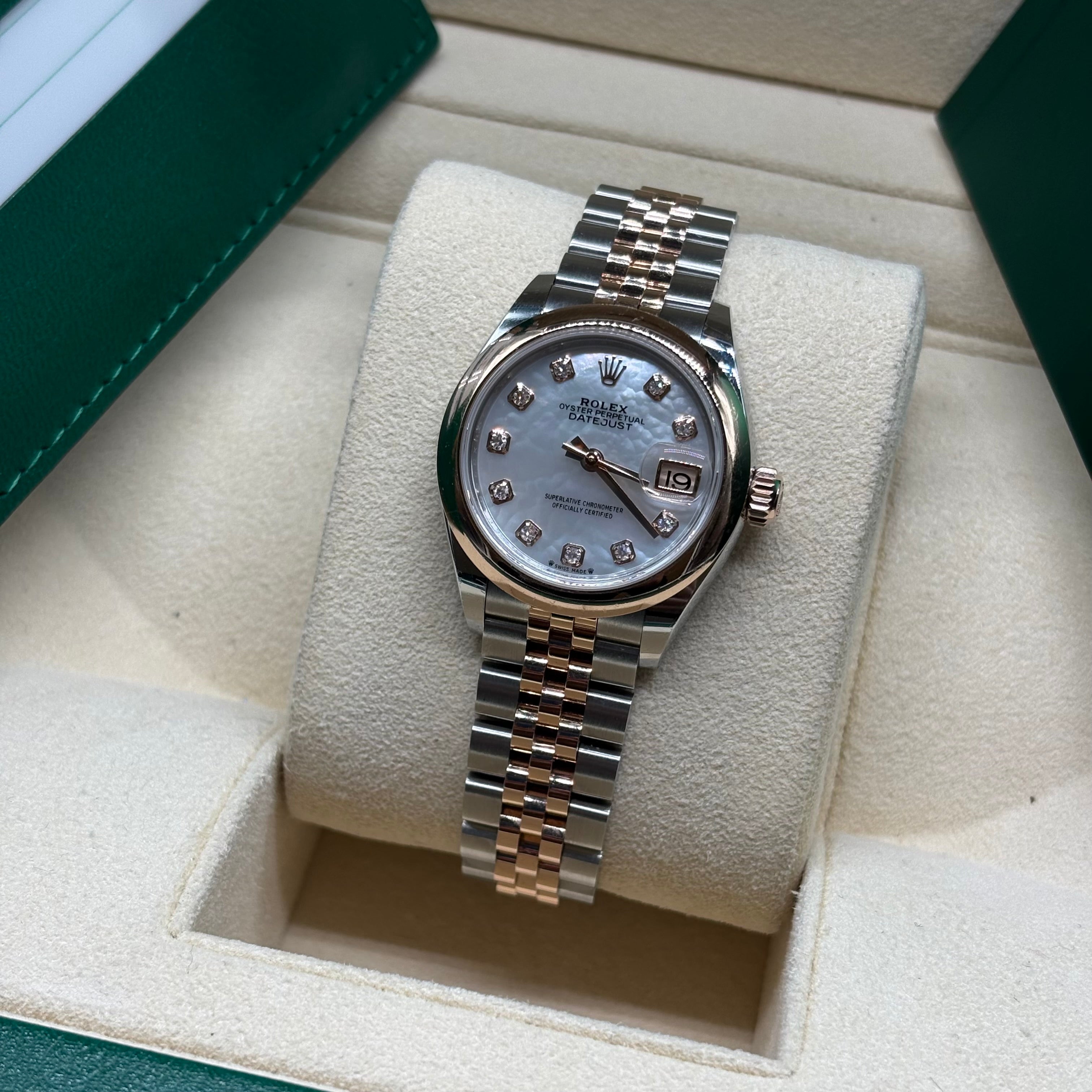 Rolex Lady-Datejust 28mm 18k Rose Gold Diamond MOP Dial 279171 Complete Set