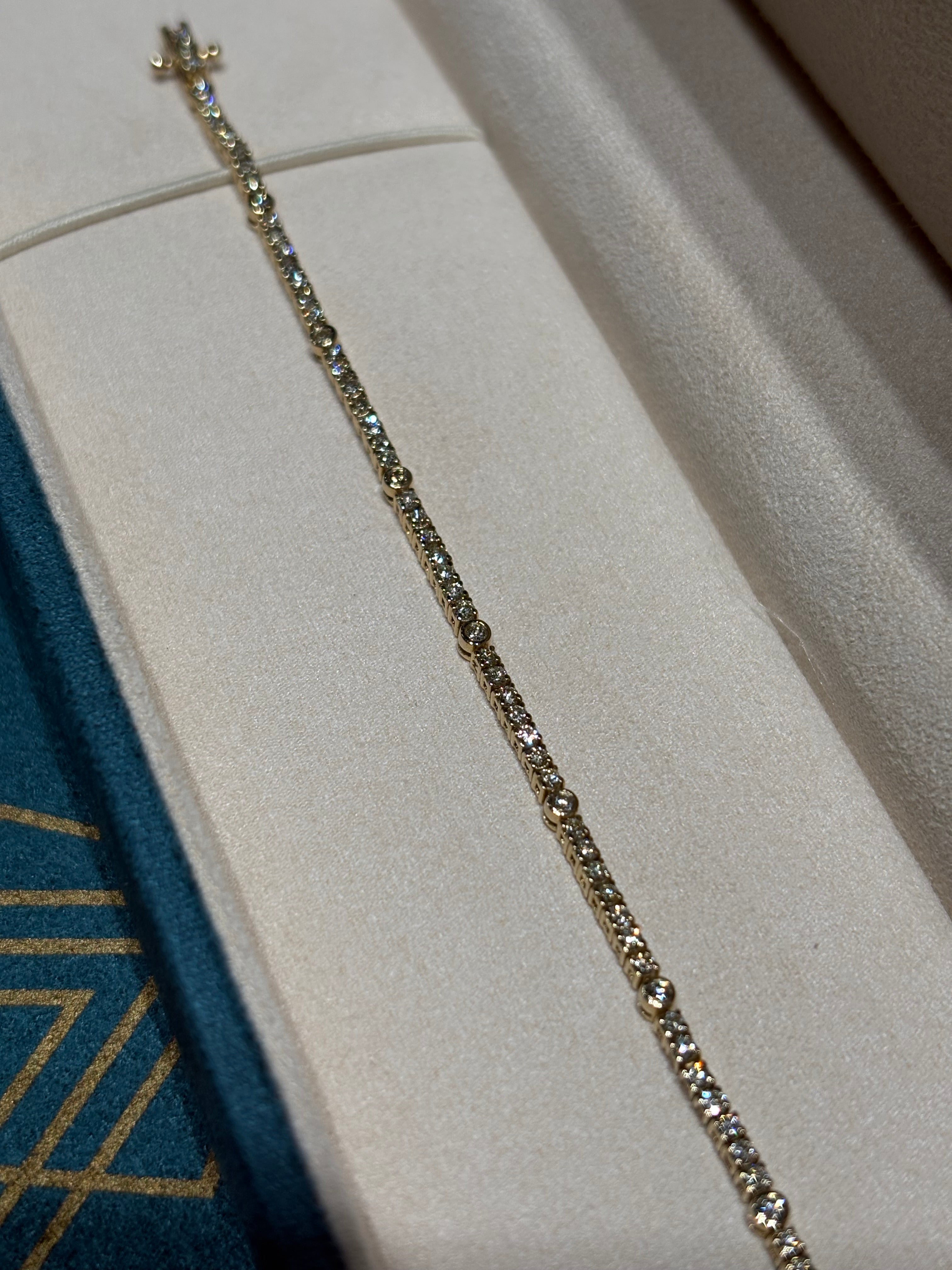 10K Yellow Gold Fine Round Diamond Tennis Bracelet