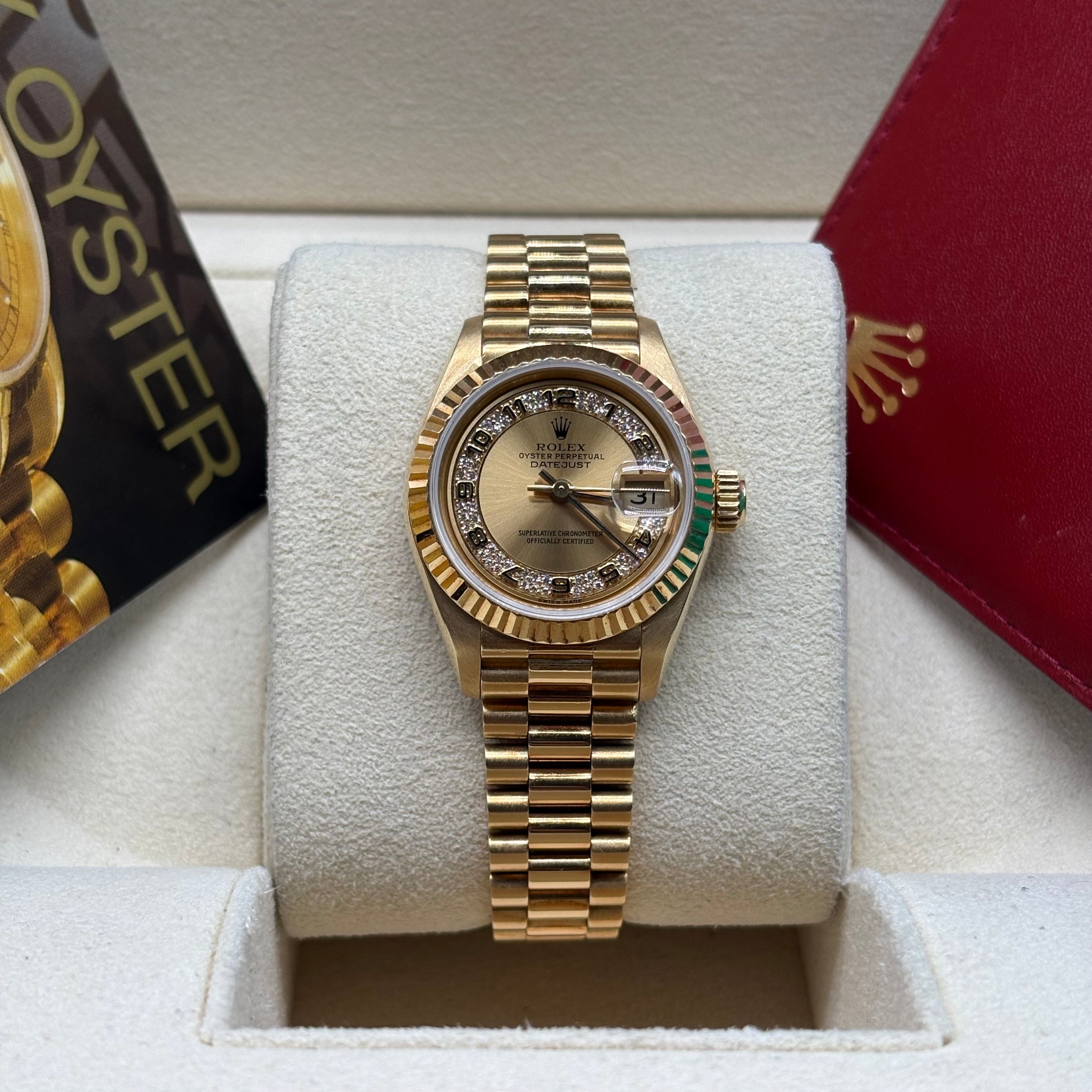 ROLEX DATEJUST ゴールド文字盤 レディース ダイヤ&エメラルド ✨ Rolex Lady-Datejust 26mm 18k Solid Gold Factory Champagne Diamond