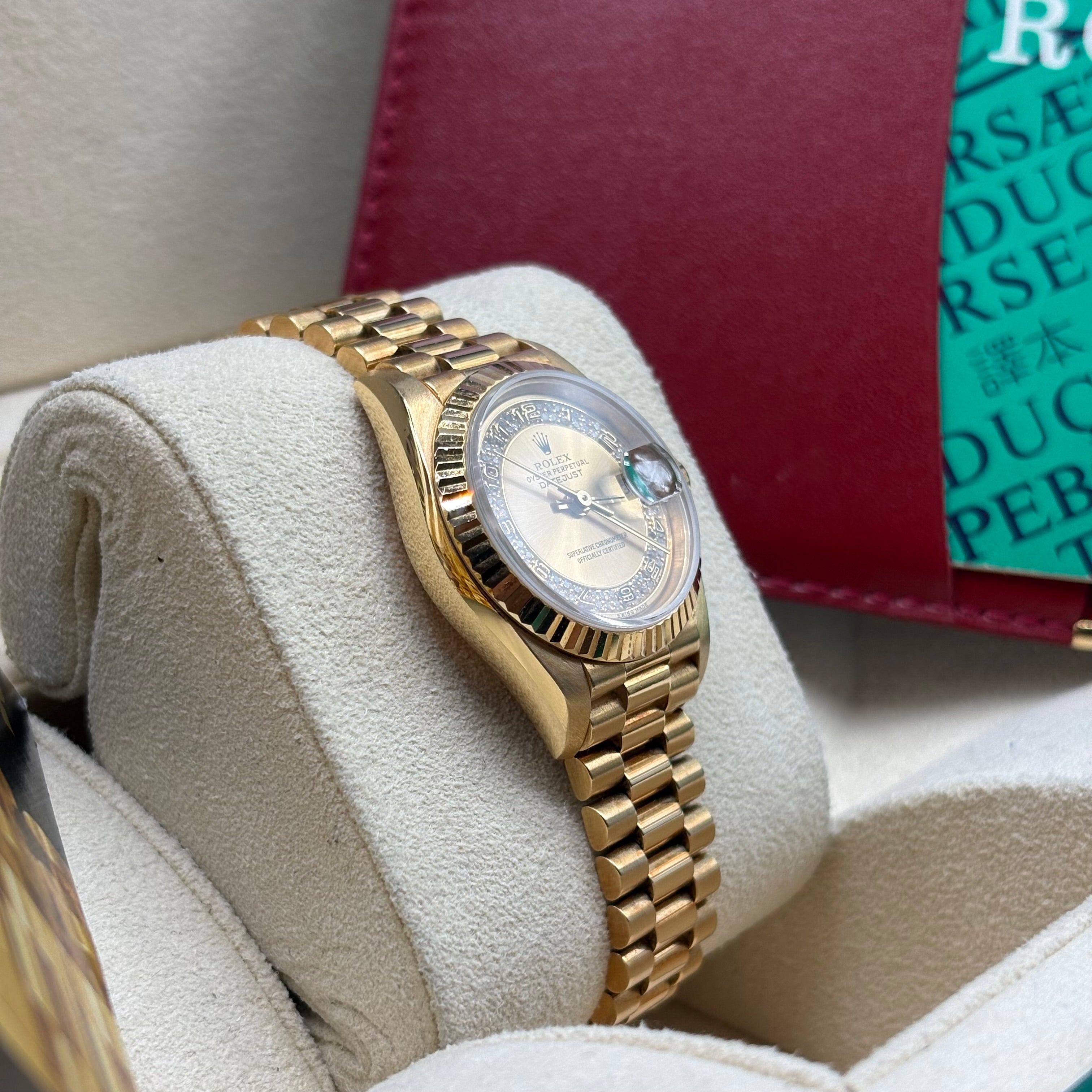 Rolex Lady-Datejust 26mm 18k Solid Gold Factory Champagne Diamond Dial 69178