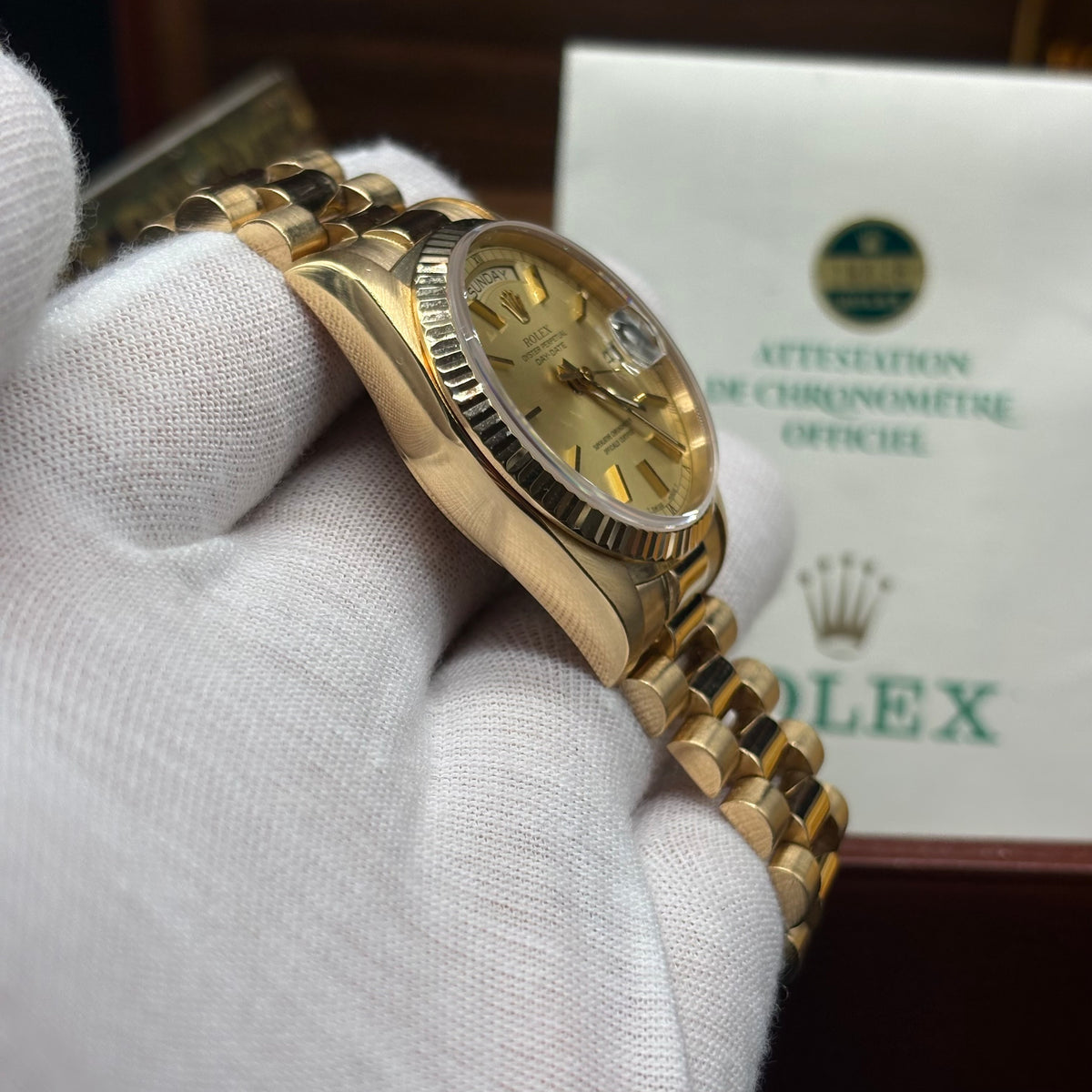 Rolex Day-Date 36mm 18K Yellow Gold Champagne Dial Complete Set