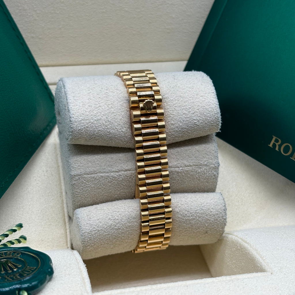 Rolex Lady-Datejust 26mm Black Diamond Dial 18kt Gold - Ref. 69178