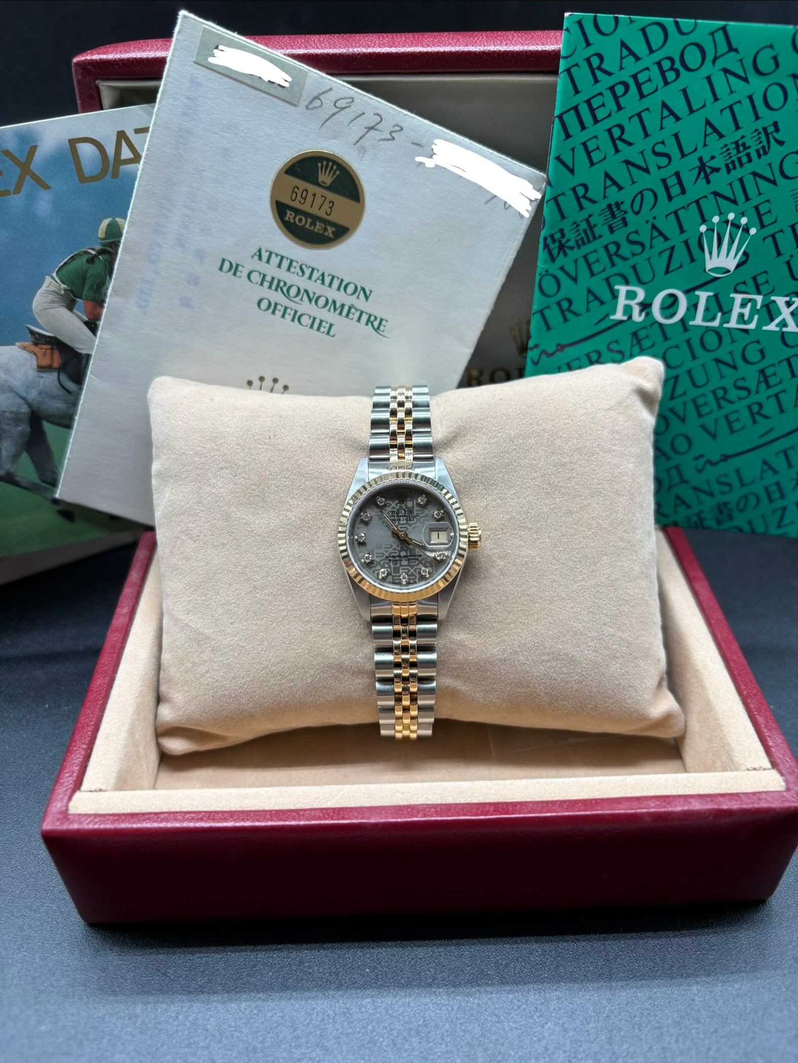 Rolex Lady-Datejust 26mm Anniversary Silver Diamond Dial Full-Set