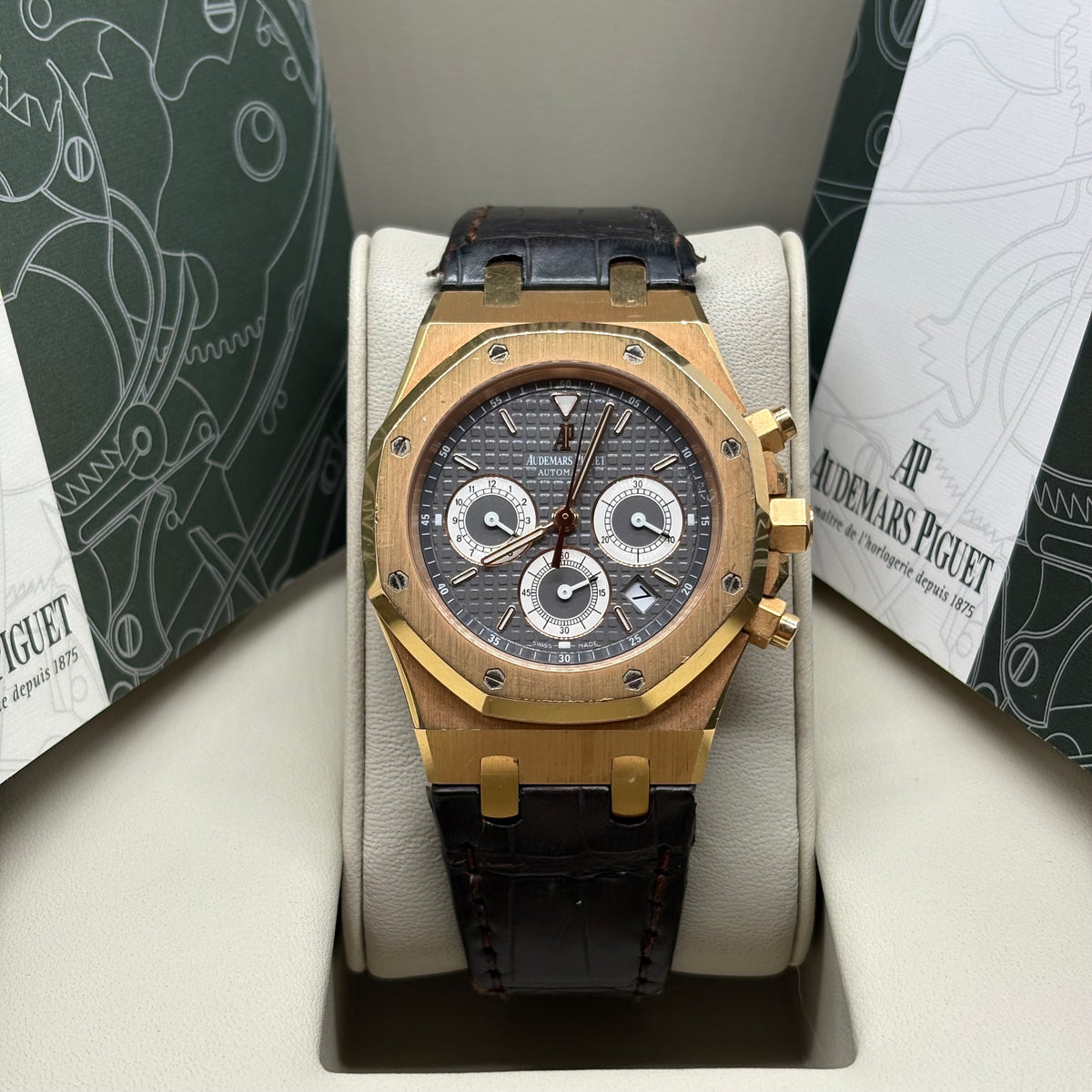 Audemars Piguet Royal Oak 39mm Chronograph 18k Rose Gold Complete Set 26022OR