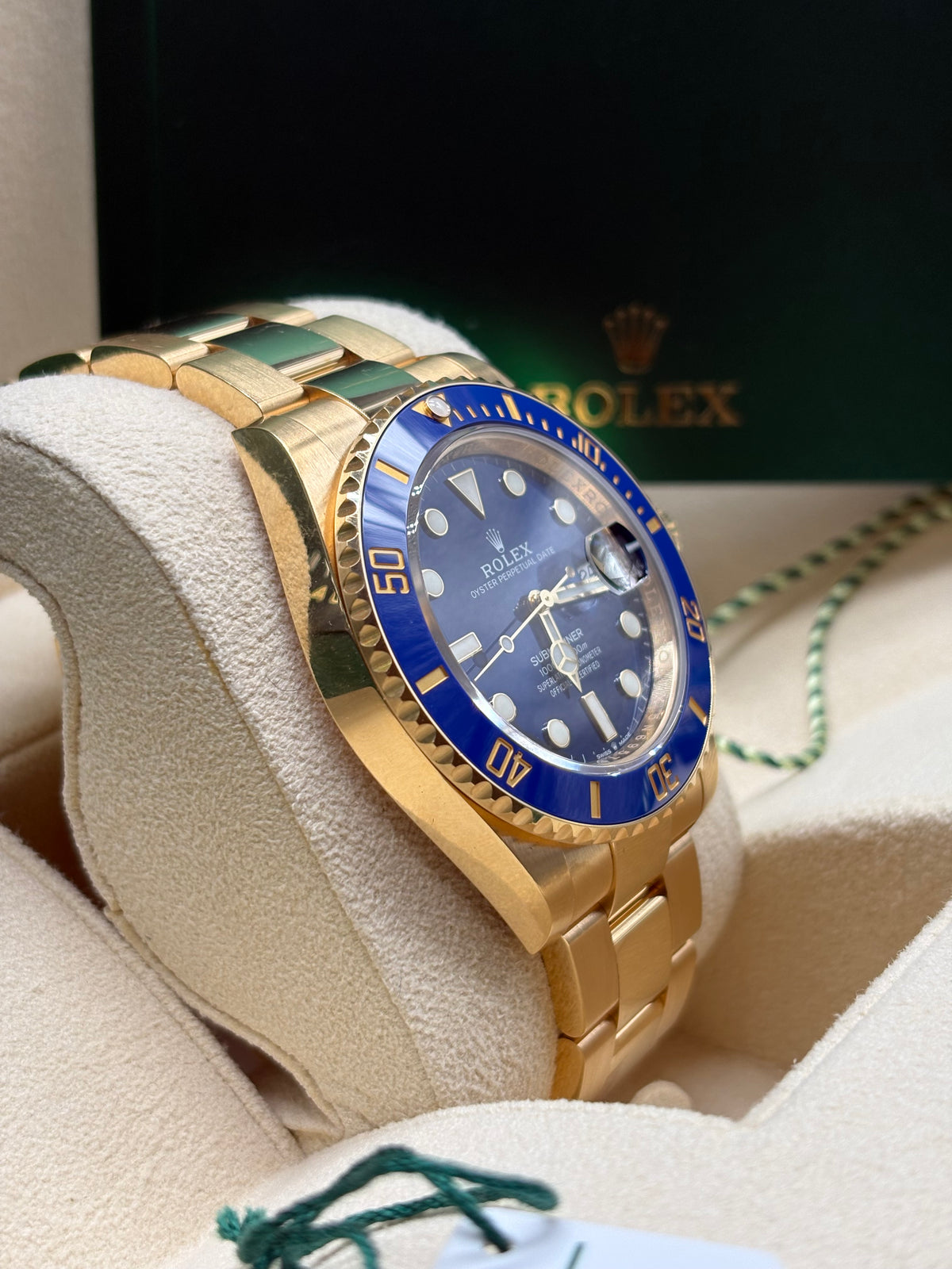 Rolex Submariner Date 41mm Blue Dial Solid 18kt Yellow Gold - Ref. 126618LB