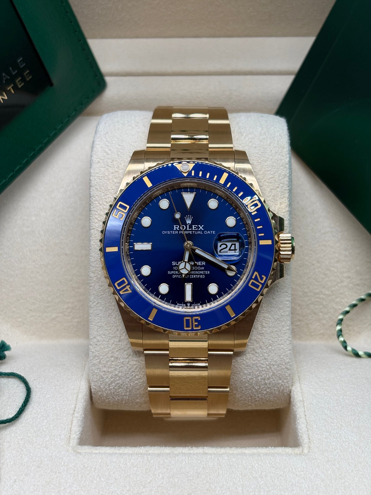 Rolex Submariner Date 41mm Blue Dial Solid 18kt Yellow Gold - Ref. 126618LB