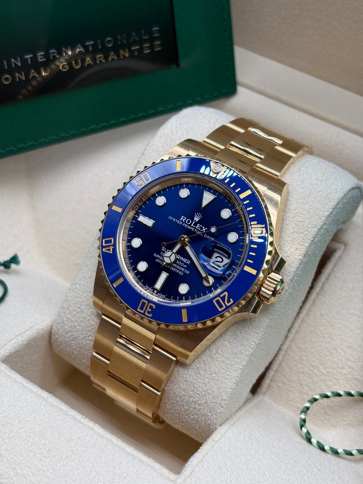 Rolex Submariner Date 41mm Blue Dial Solid 18kt Yellow Gold - Ref. 126618LB