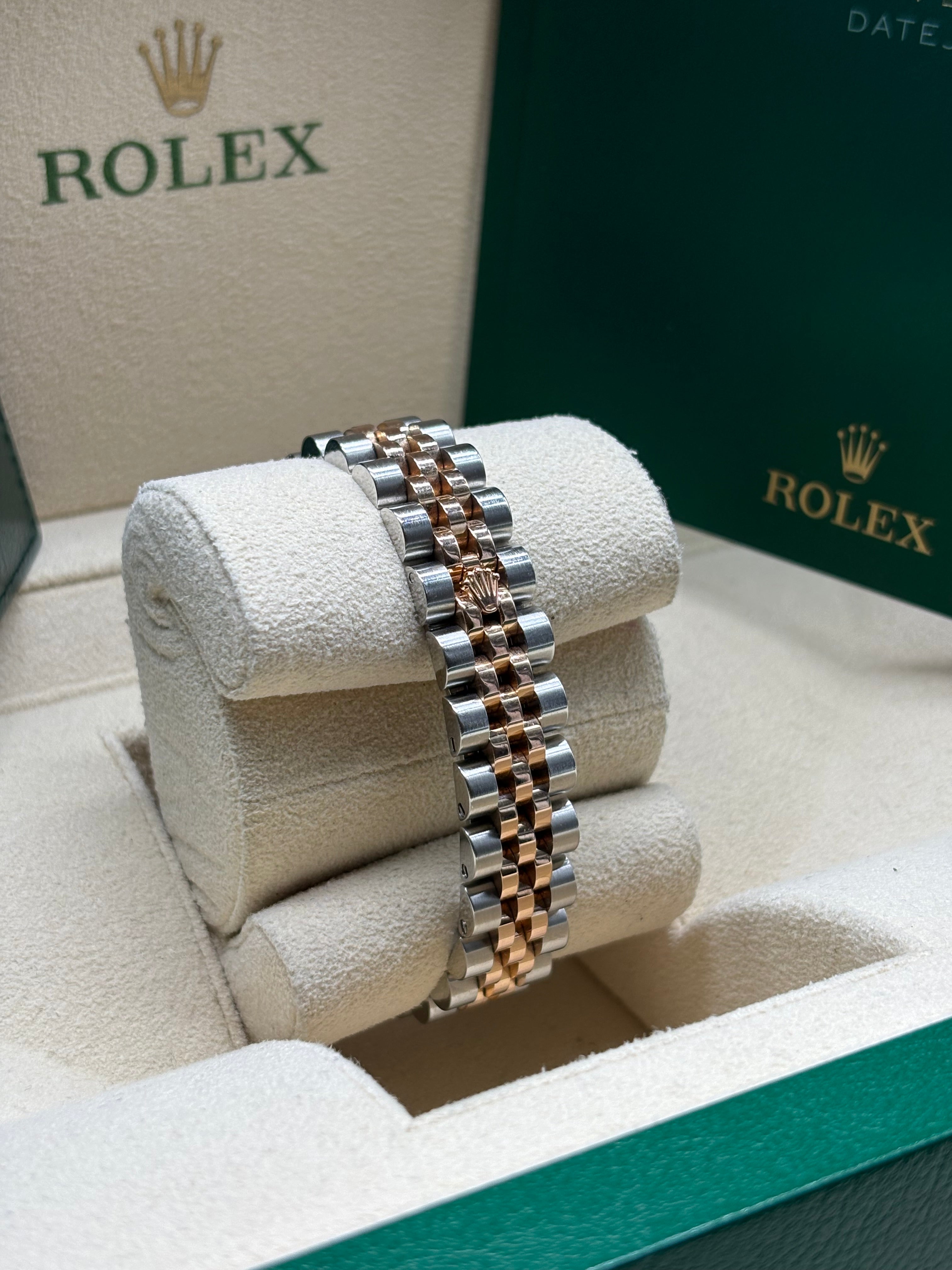 Rolex Lady-Datejust 26mm Black Diamond Dial Hidden Clasp Full Set
