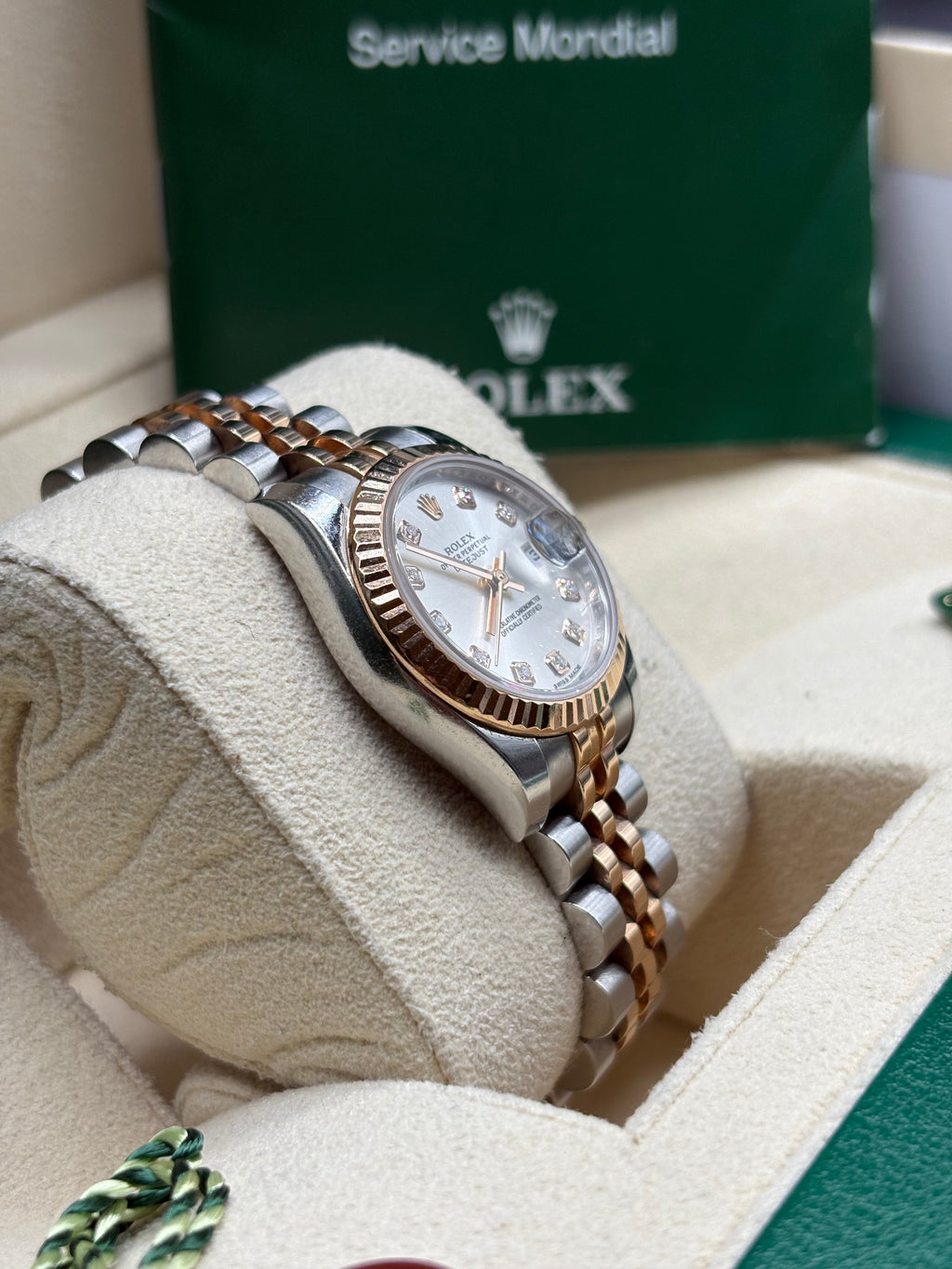 Rolex Lady-Datejust 26mm Silver Diamond Dial Hidden Clasp Full Set